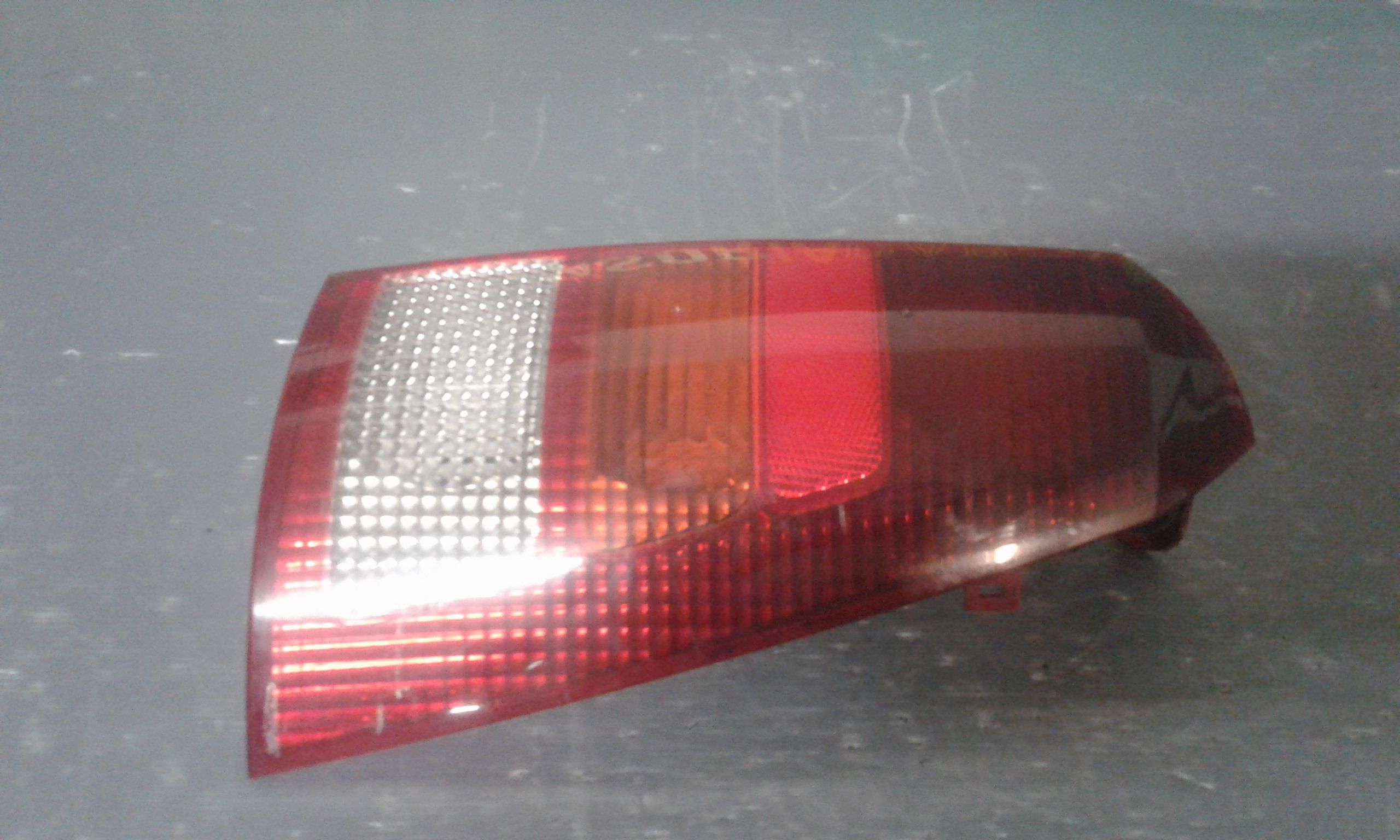 Stop fanale posteriore Destro Passeggero FORD Focus S. Wagon 1 Serie