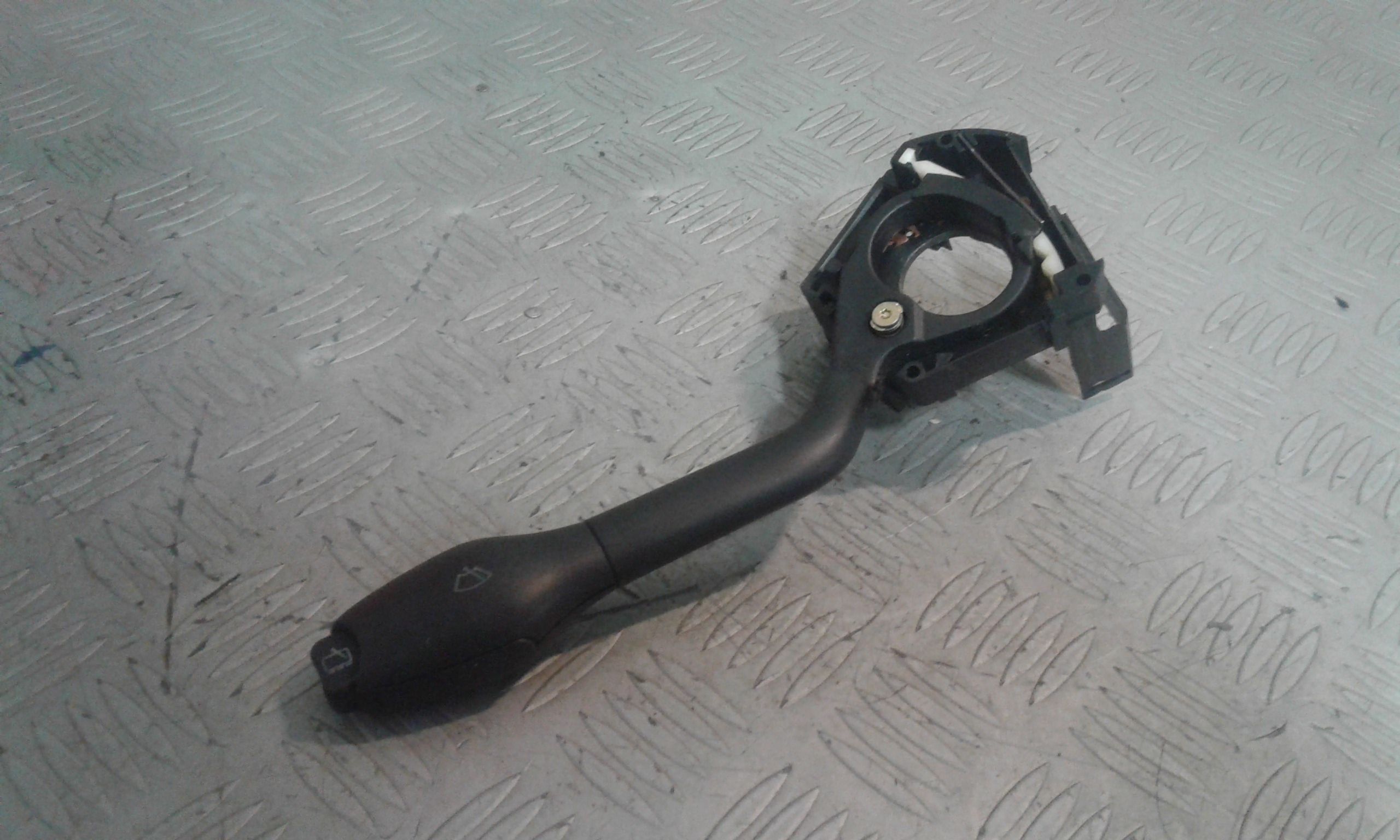 Devioluci VOLKSWAGEN Polo 4 Serie