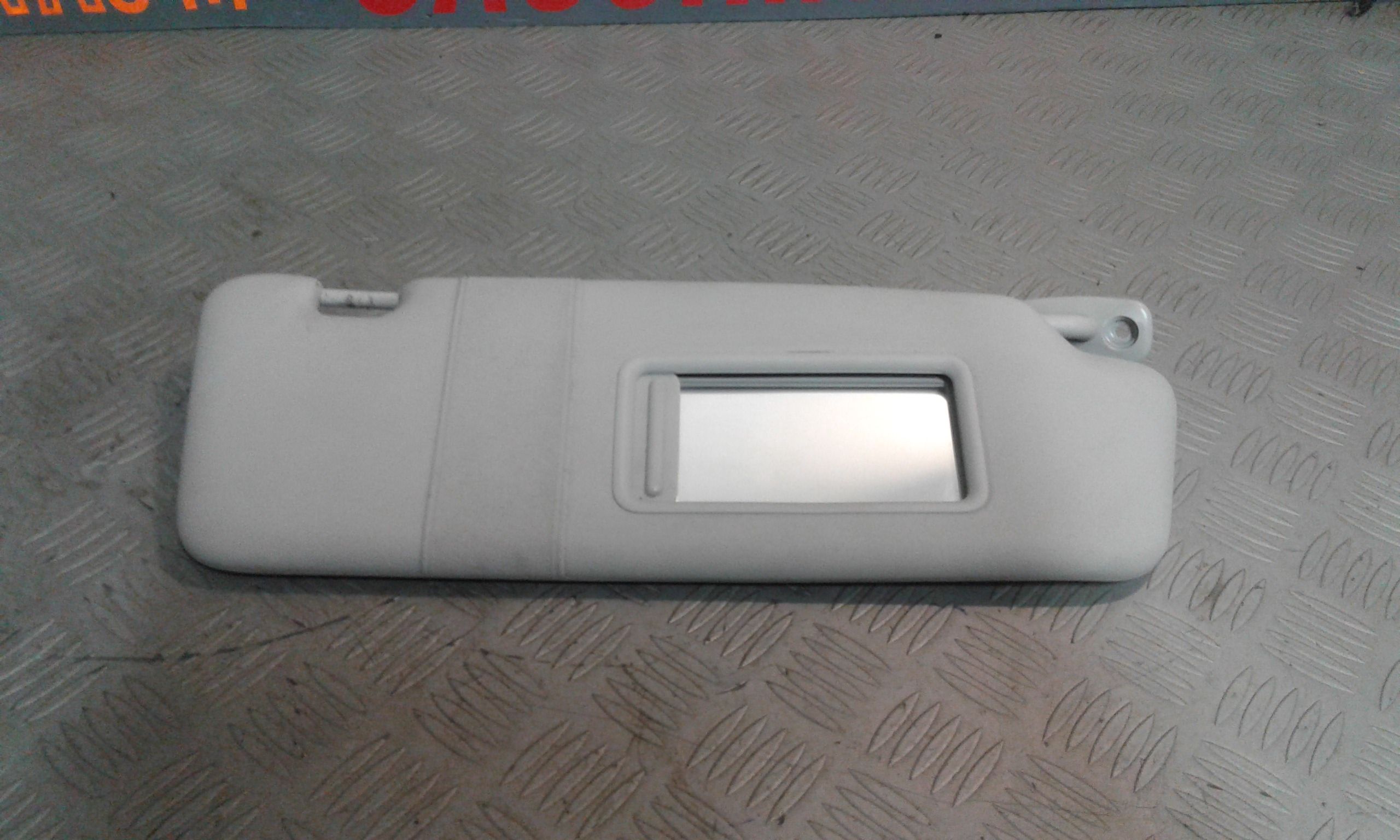 Parasole aletta Lato Passeggero AUDI A3 4 Serie