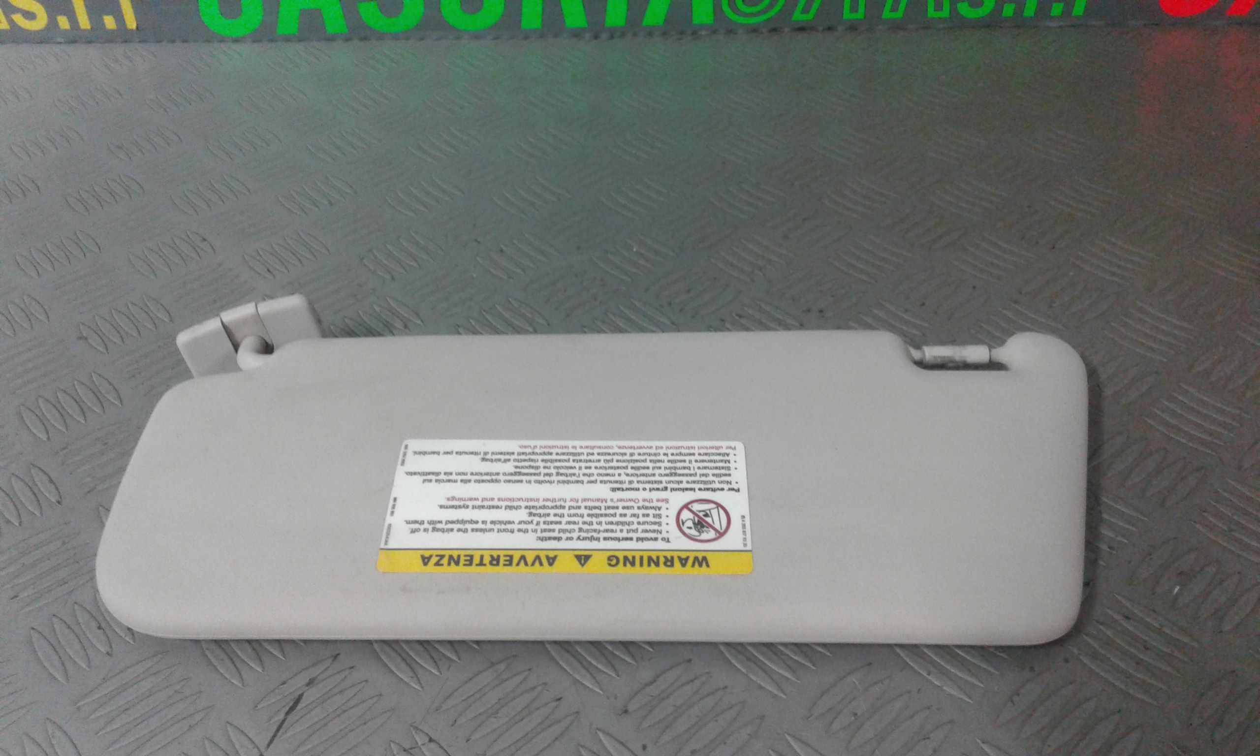 Parasole aletta Lato Passeggero MERCEDES Classe A W169 3 Serie