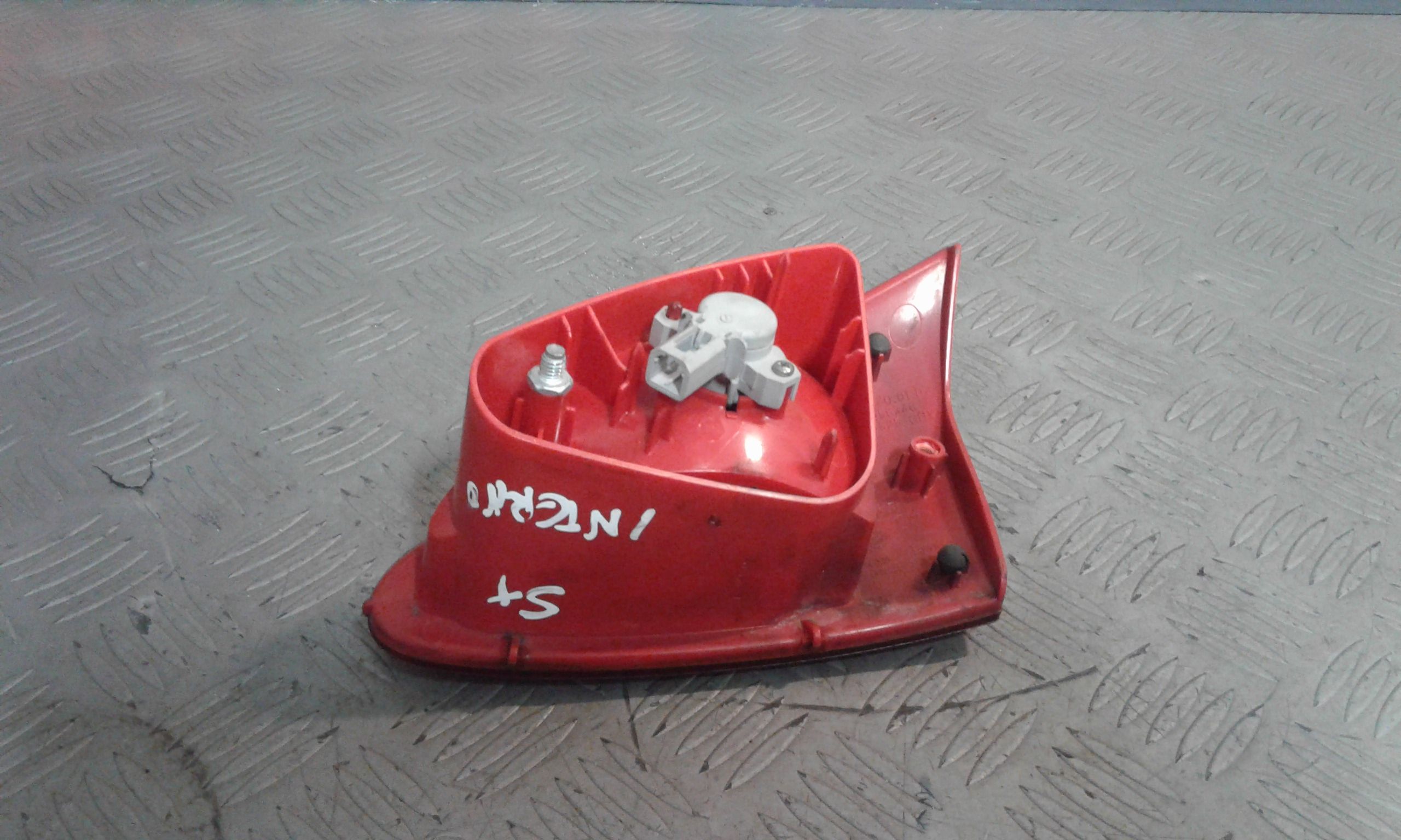 Stop Posteriore Sinistro Integrato nel Portello ALFA ROMEO 147 1  Serie