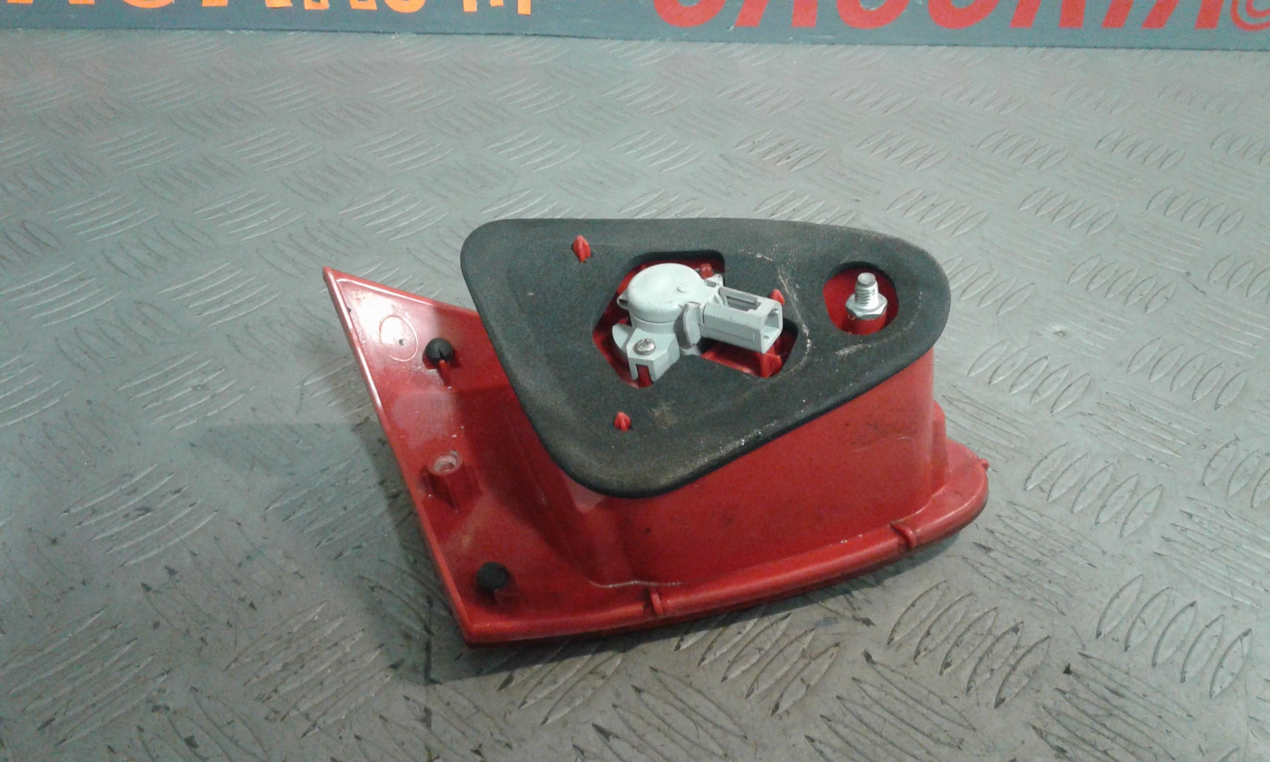 Stop Posteriore Destro Integrato nel Portello ALFA ROMEO 147 1  Serie