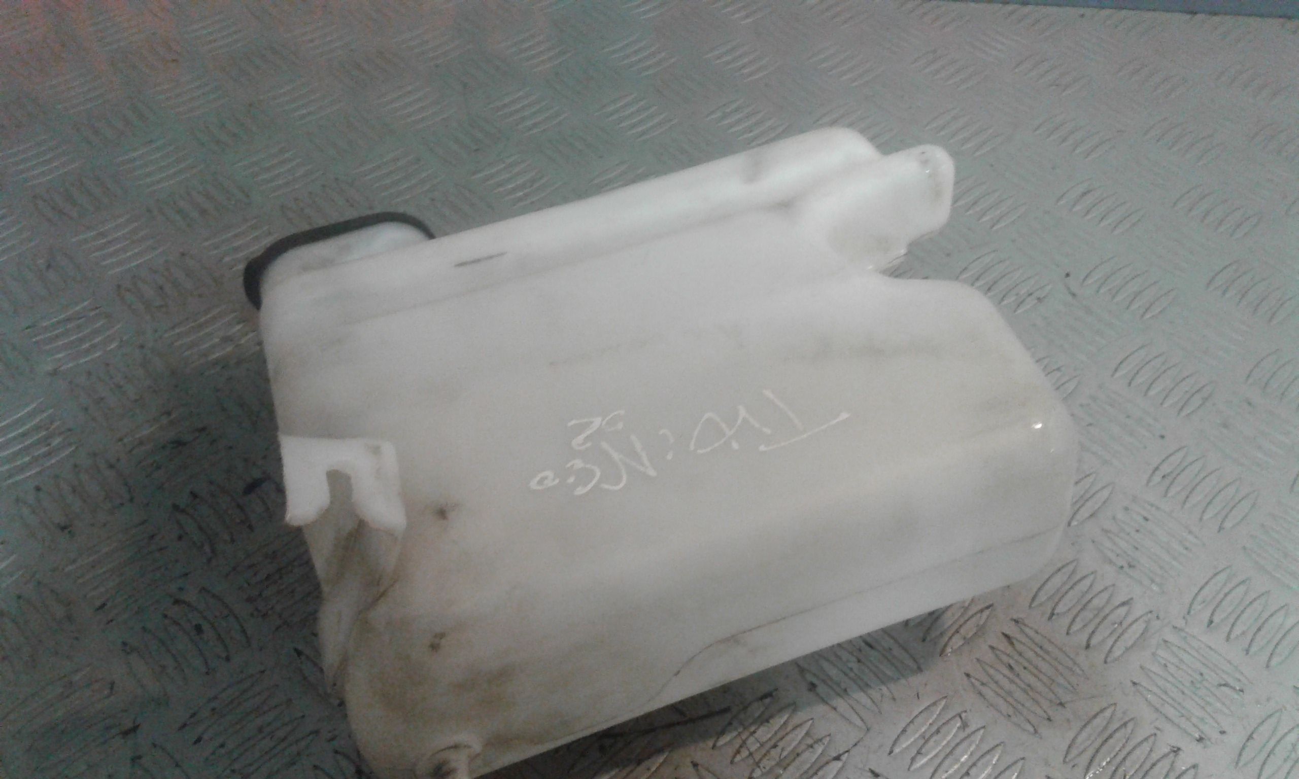 Vaschetta Tergi ant RENAULT Twingo 3 Serie