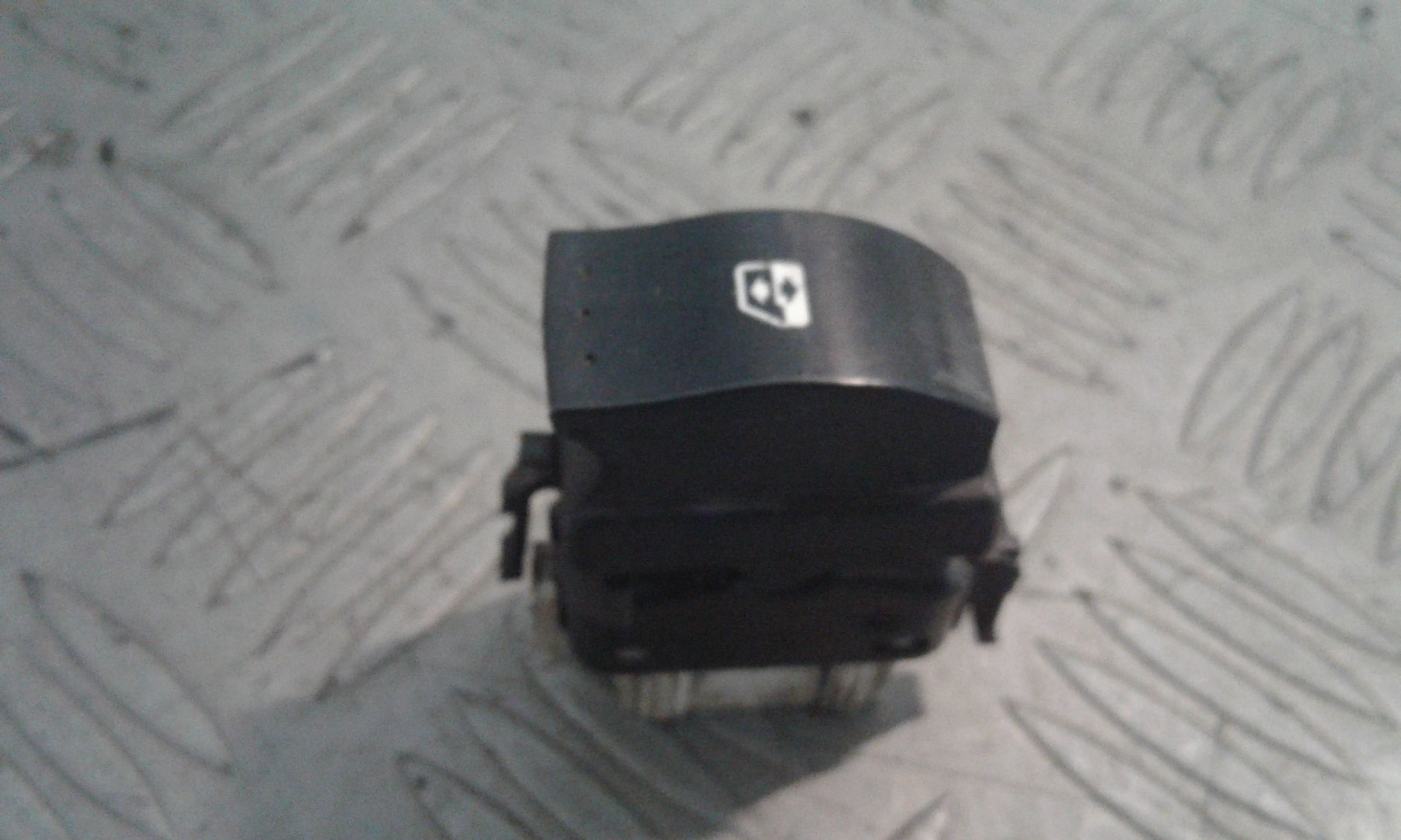 Pulsantiera Anteriore Destra Passeggero RENAULT Clio 3