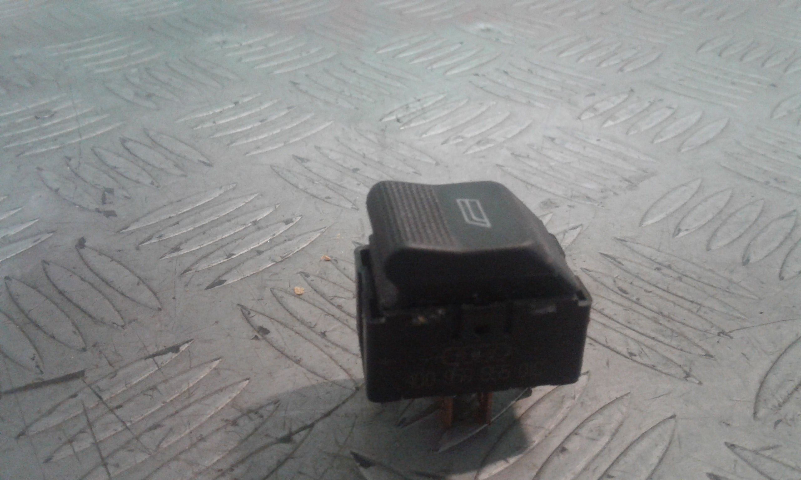 Pulsantiera Anteriore Destra Passeggero AUDI A4 Berlina 1 Serie