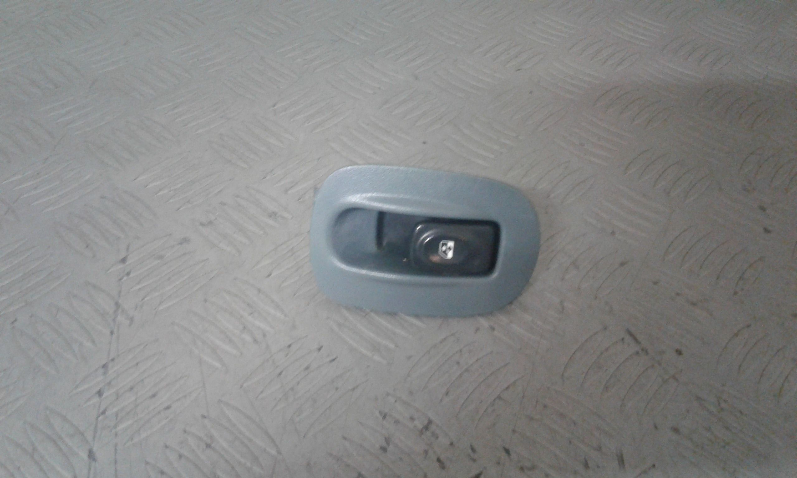 Pulsantiera Anteriore Destra Passeggero RENAULT Scenic 1 Serie