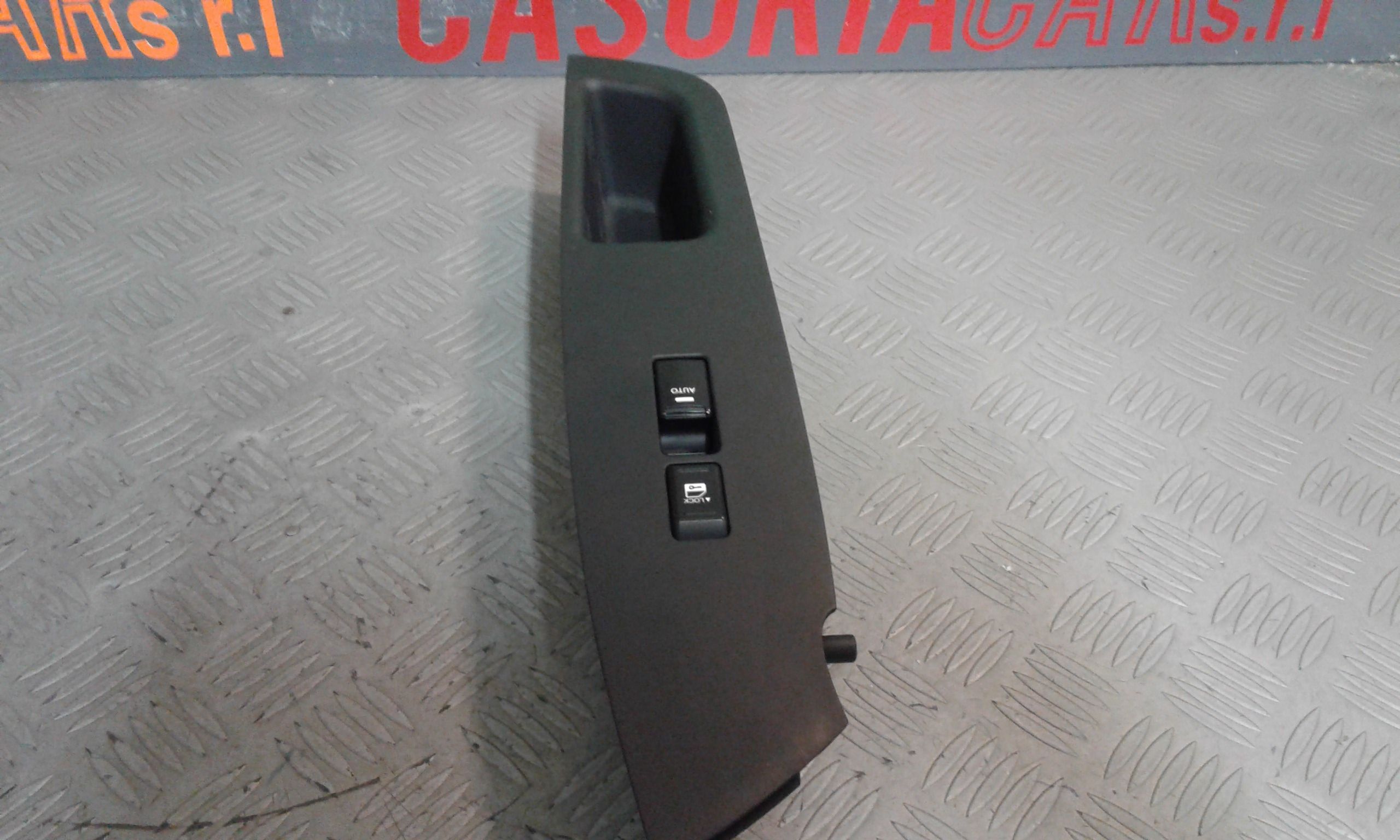 Pulsantiera Anteriore Destra Passeggero KIA Sorento 3 Serie