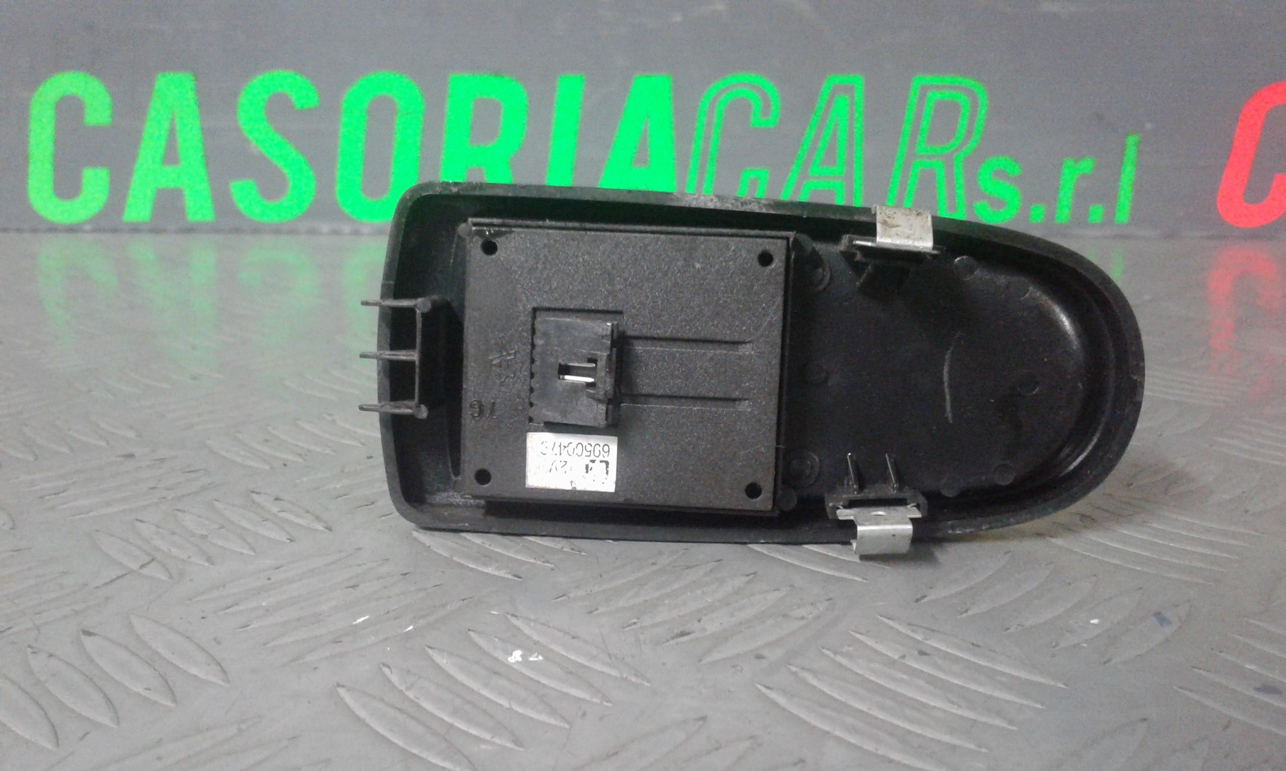 Pulsantiera Anteriore Destra Passeggero IVECO Daily 4 Serie