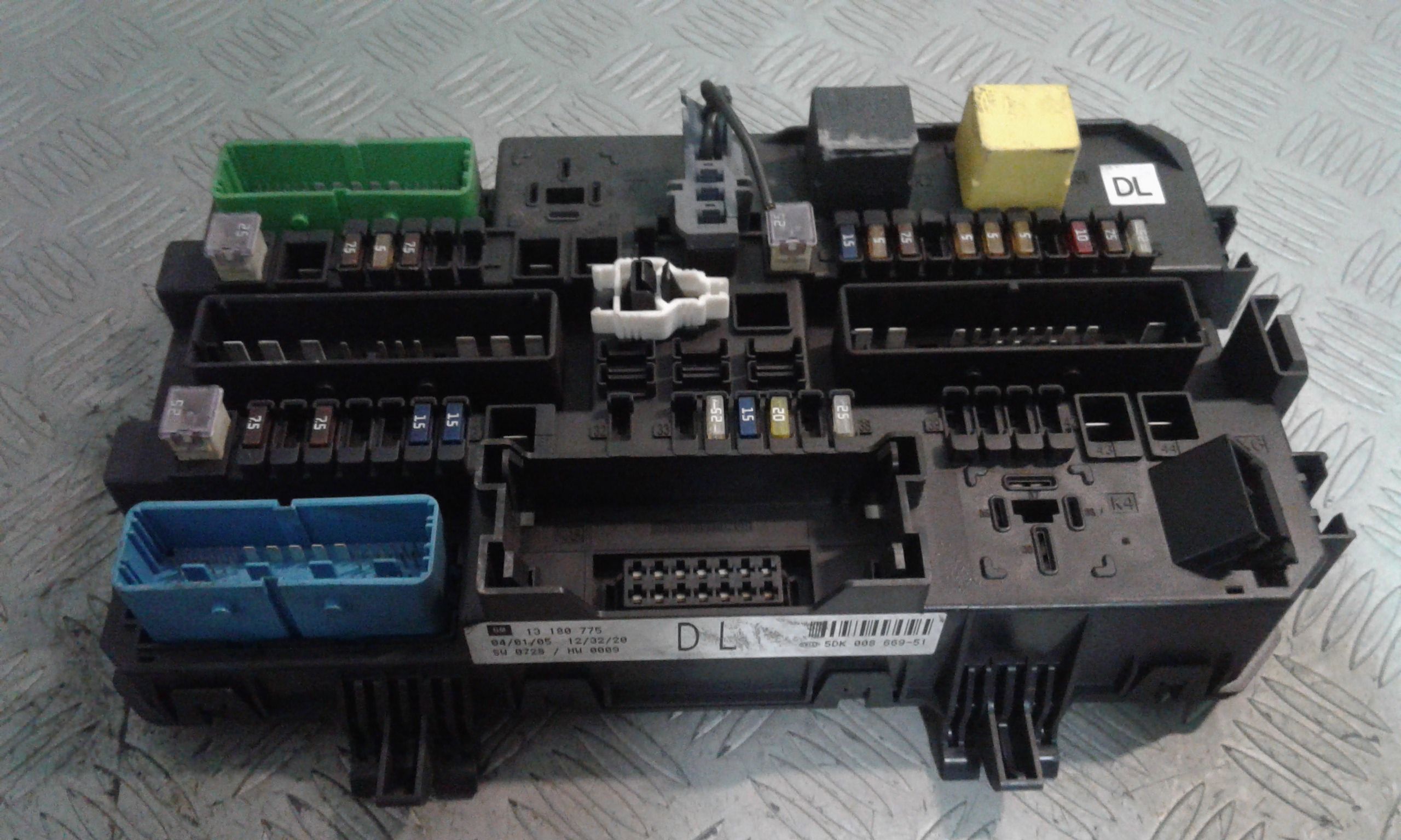 Centralina Porta Fusibili OPEL Astra H Berlina