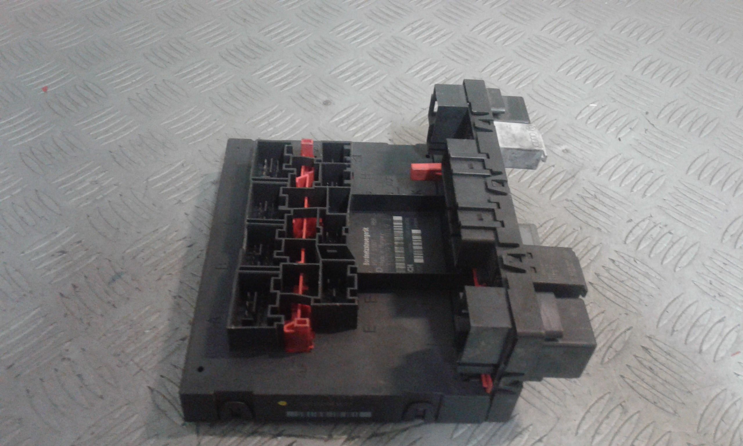 Centralina Porta Fusibili VOLKSWAGEN Passat Berlina 4 Serie