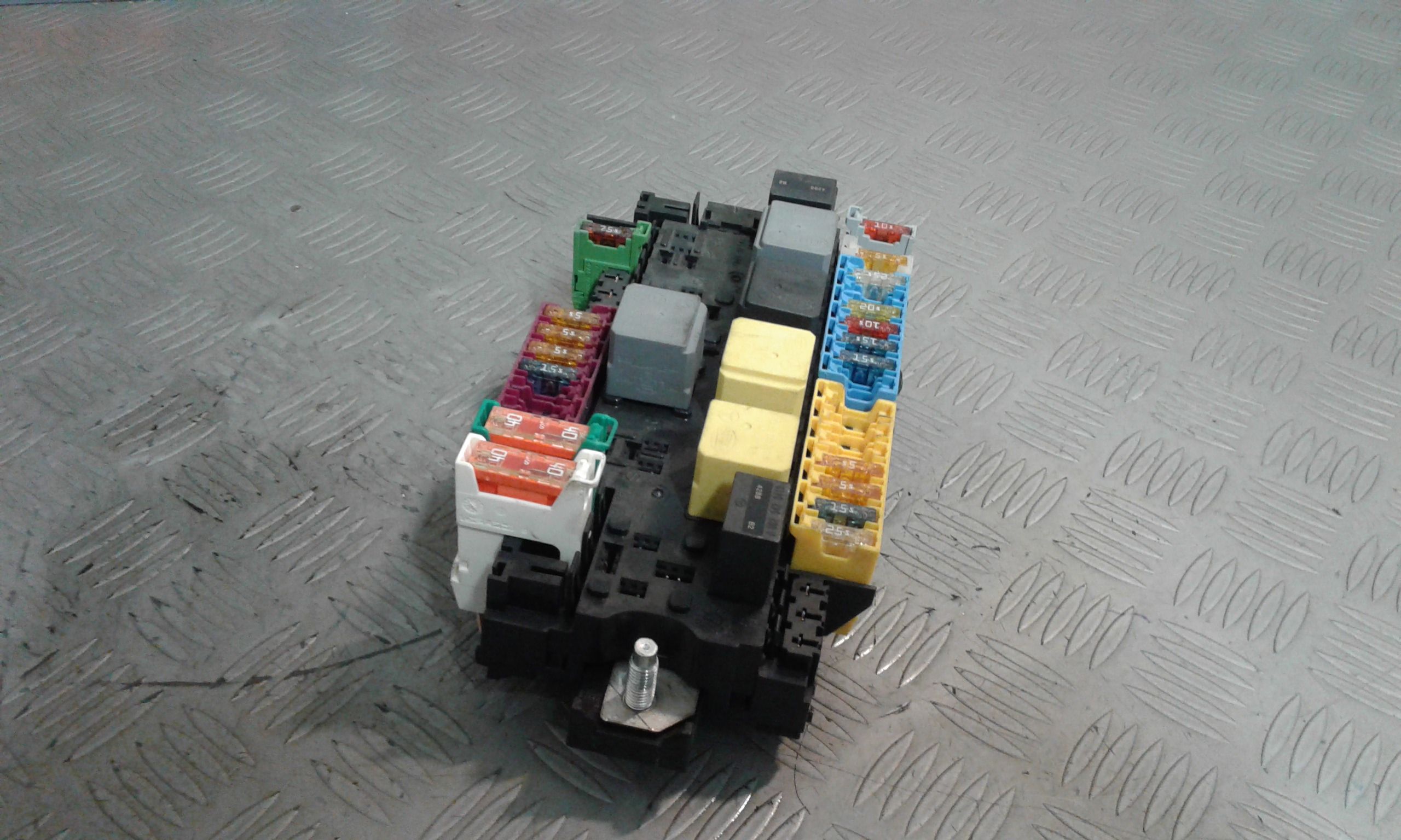 Centralina porta fusibili MERCEDES GLA Serie