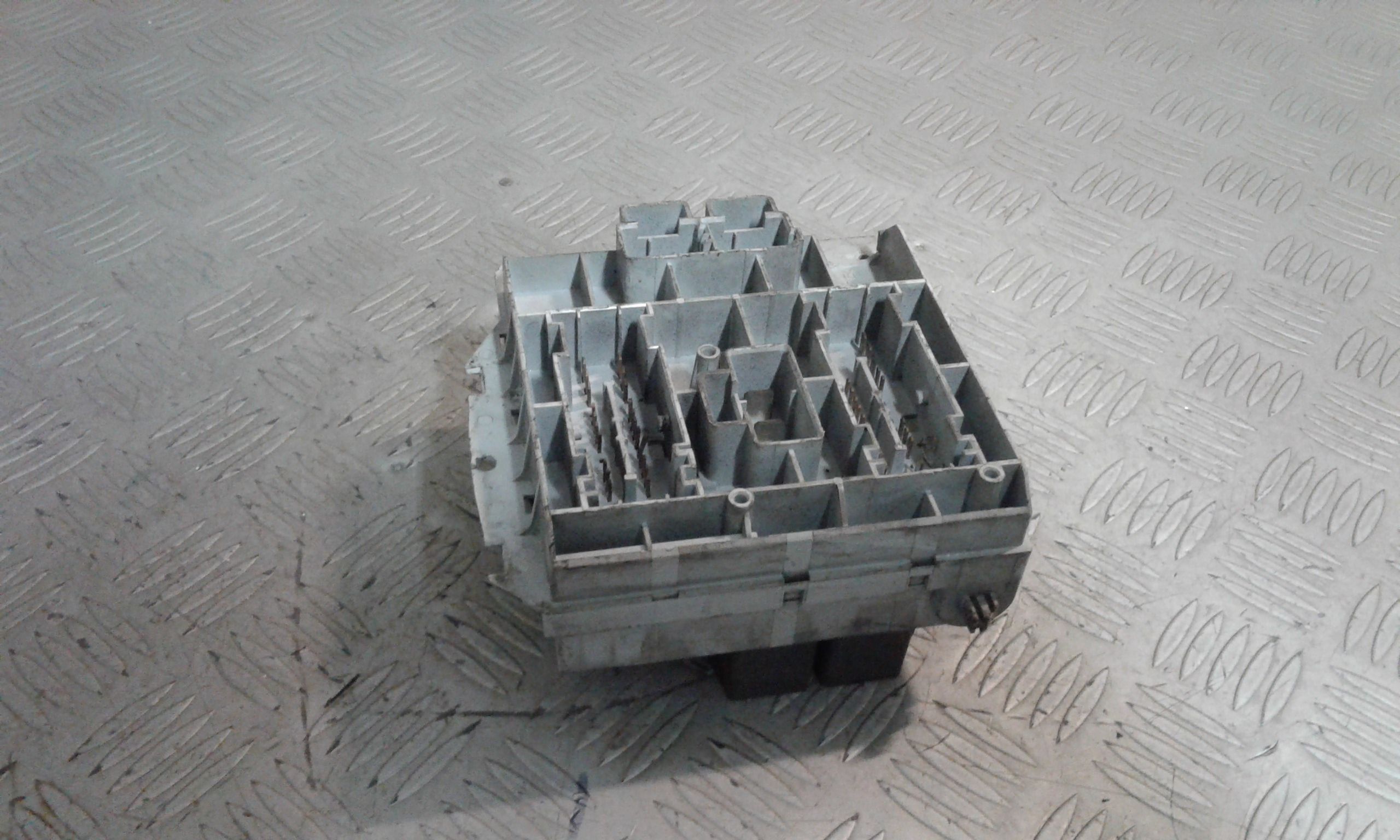 Centralina porta fusibili FIAT Punto Berlina 3P 2 Serie