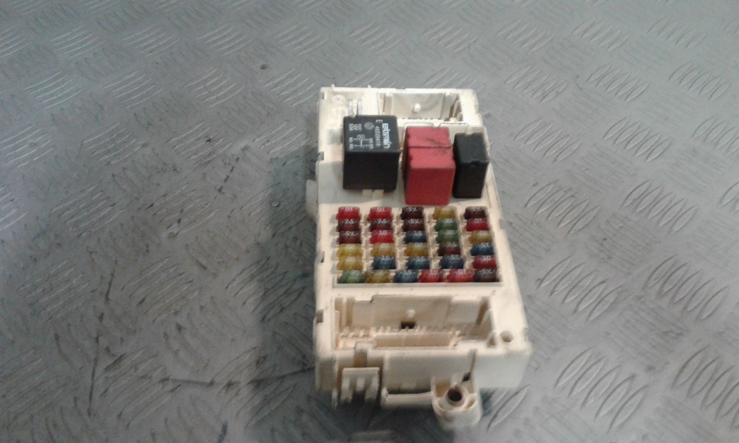 Centralina porta fusibili ALFA ROMEO 147 1  Serie