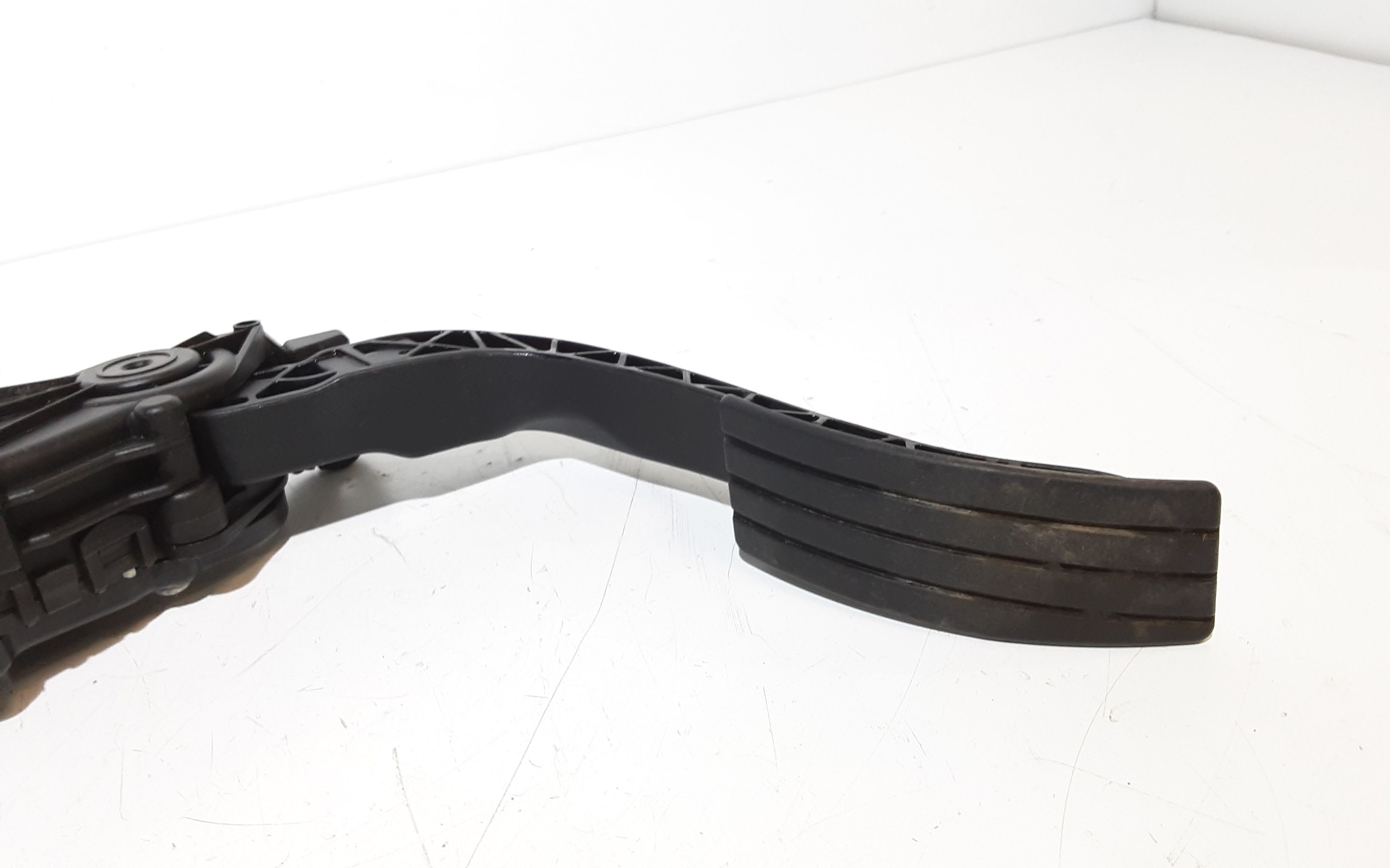 Pedale acceleratore RENAULT Twingo Serie (07>14)