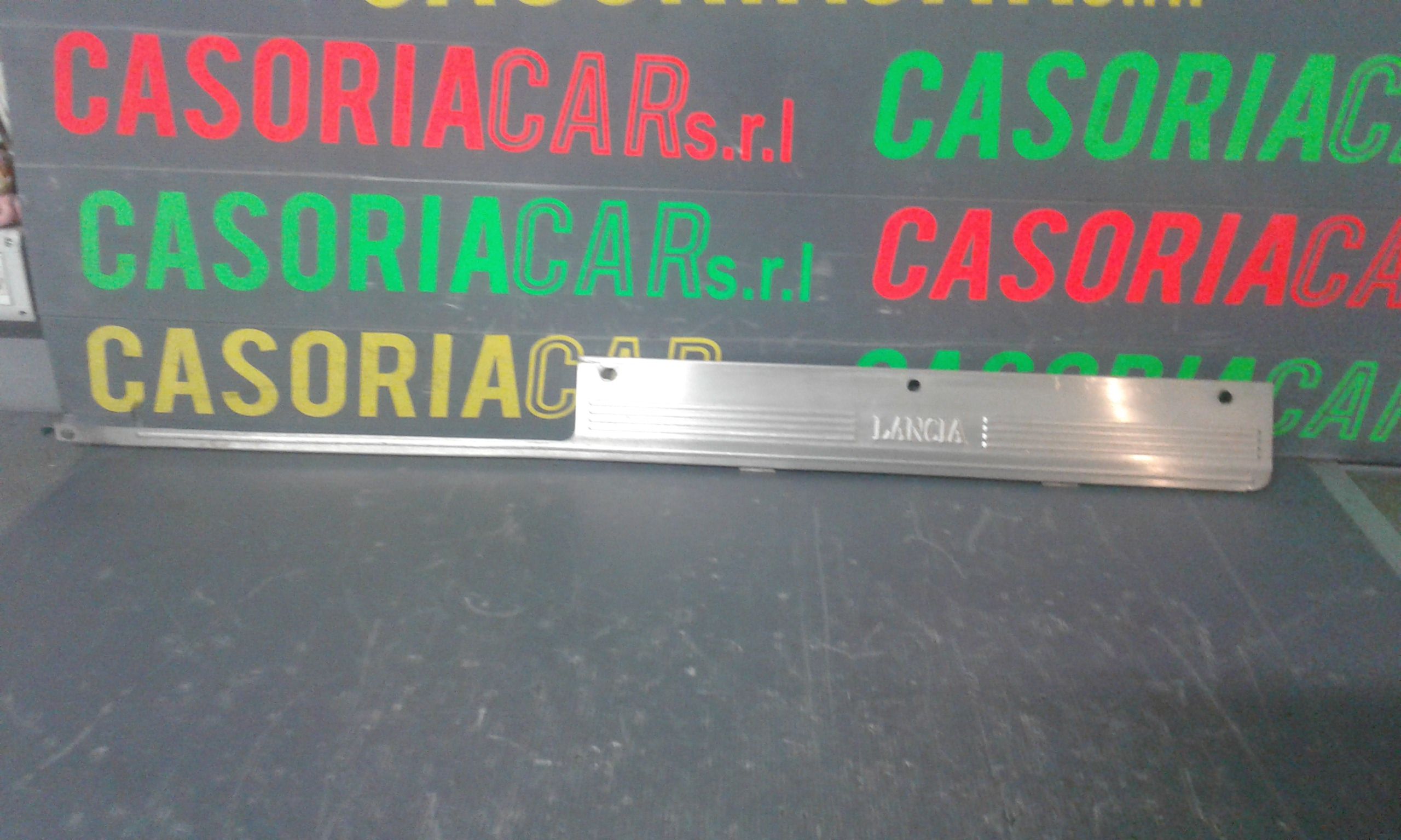 Batticalcagno anteriore sinistro LANCIA Thesis 1 Serie