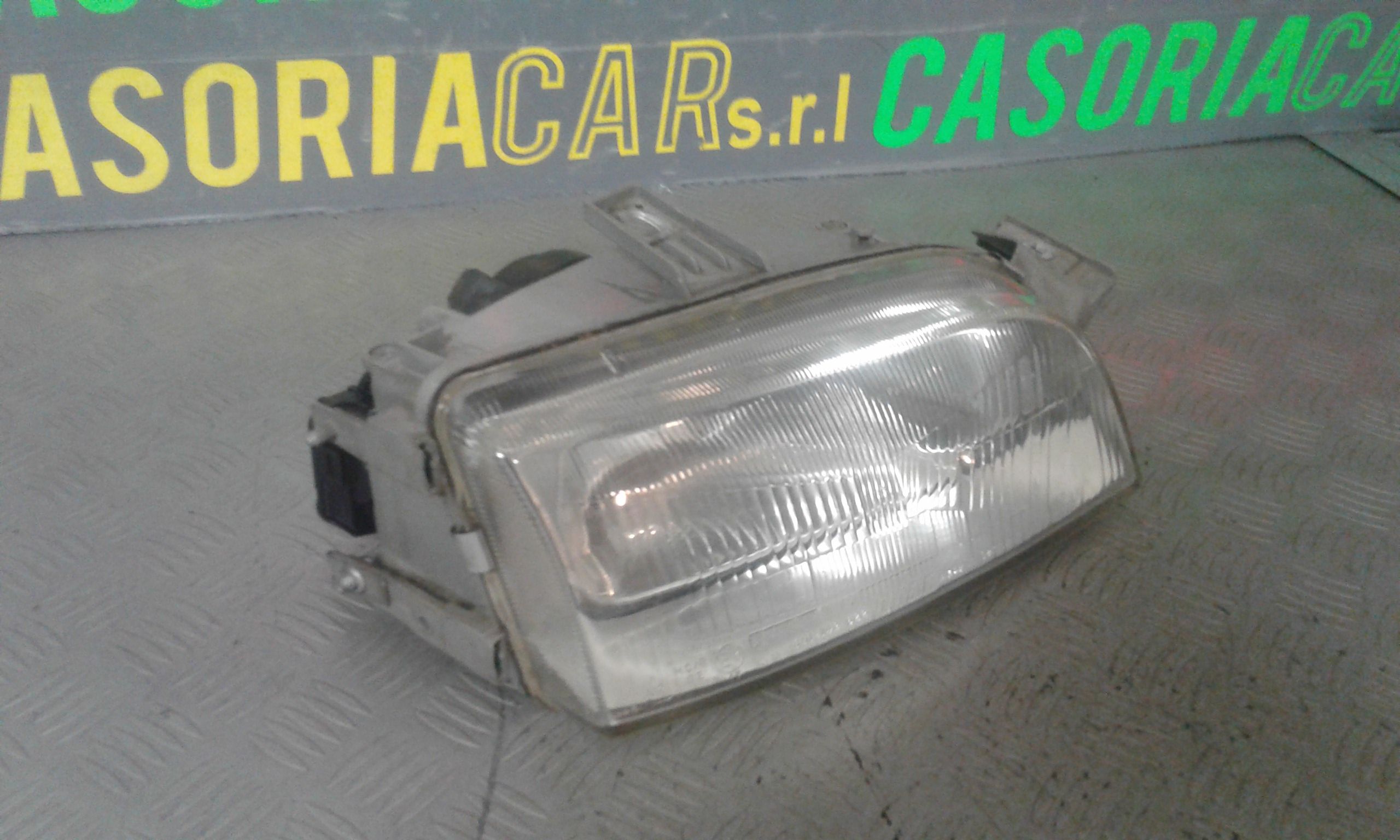 Faro anteriore Destro Passeggero FIAT Punto Berlina 3P