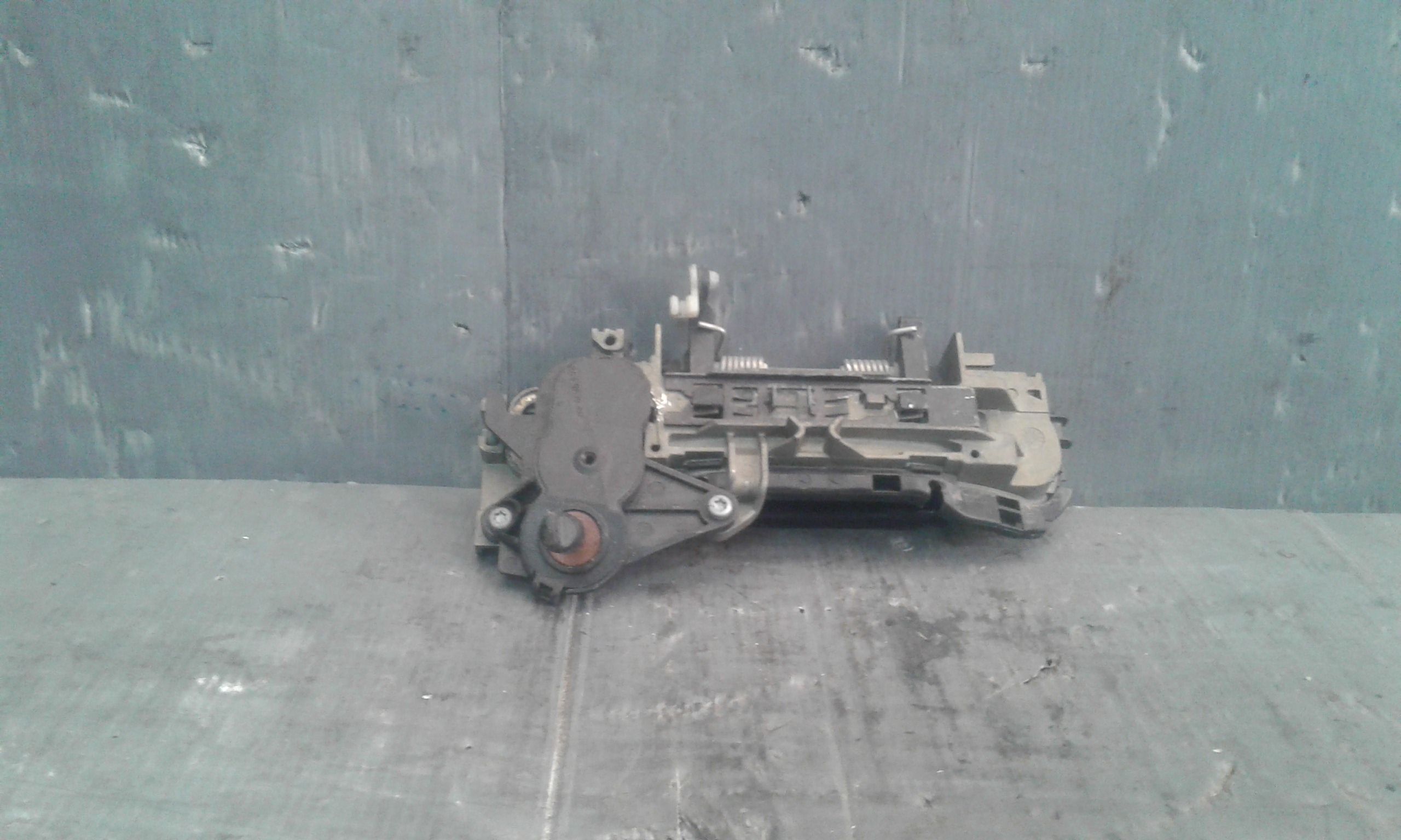 Maniglia esterna Anteriore Sinistra AUDI A3 4 Serie