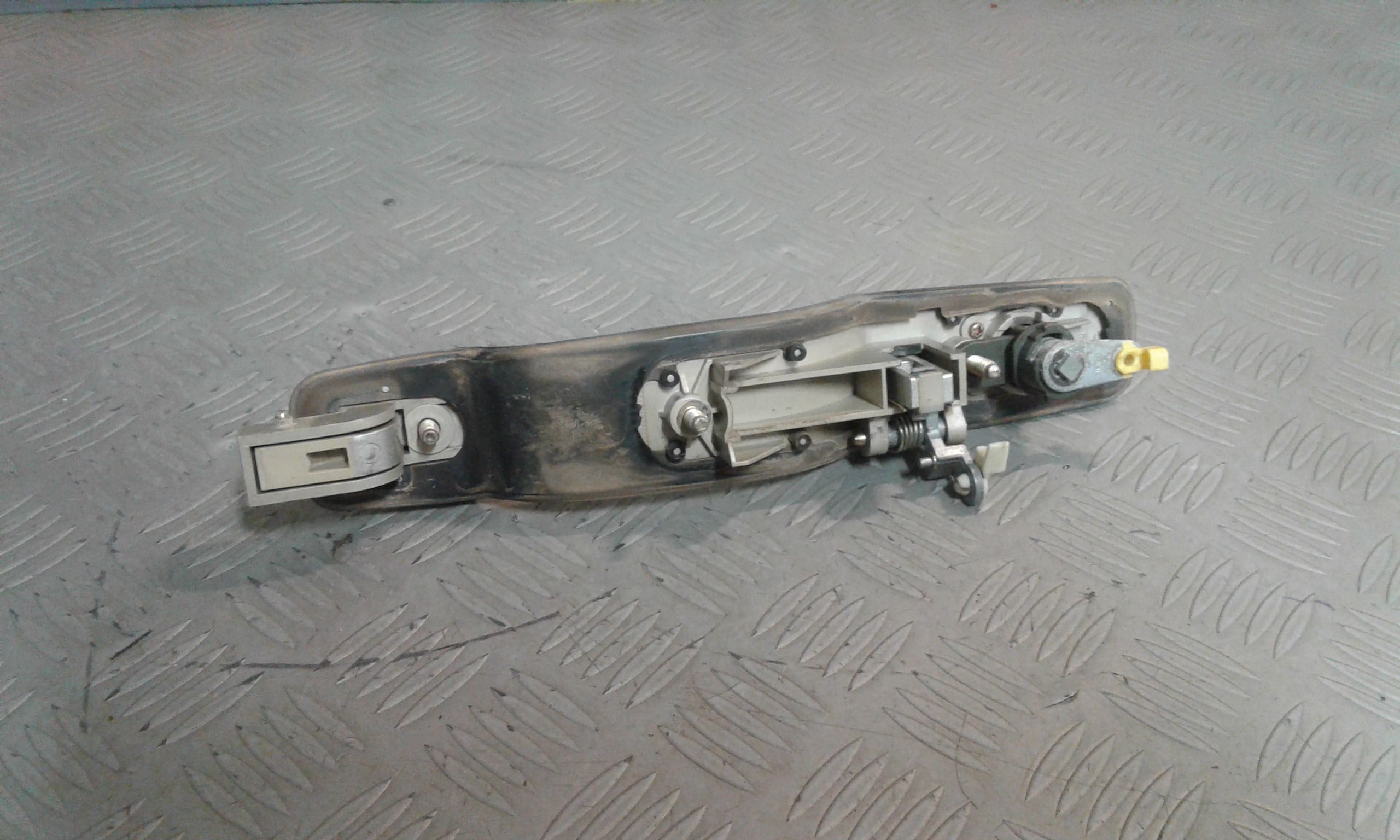 Maniglia esterna Anteriore Sinistra SSANGYONG Rexton 1 Serie