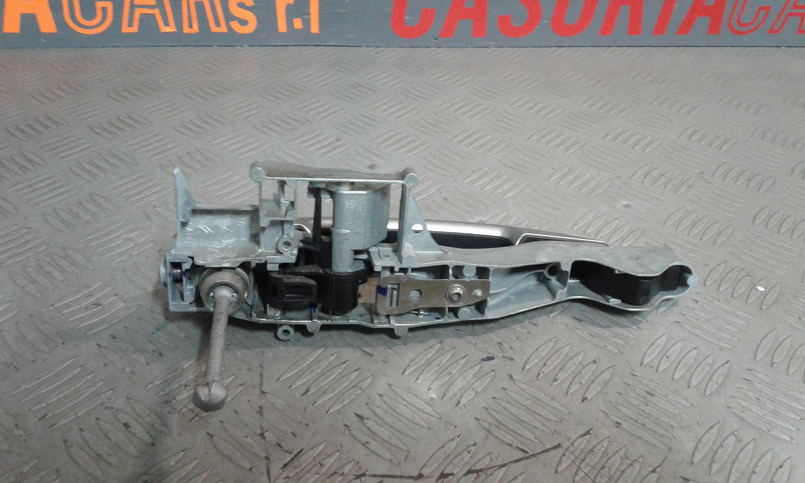 Maniglia esterna Anteriore Sinistra PEUGEOT 2008 1 Serie