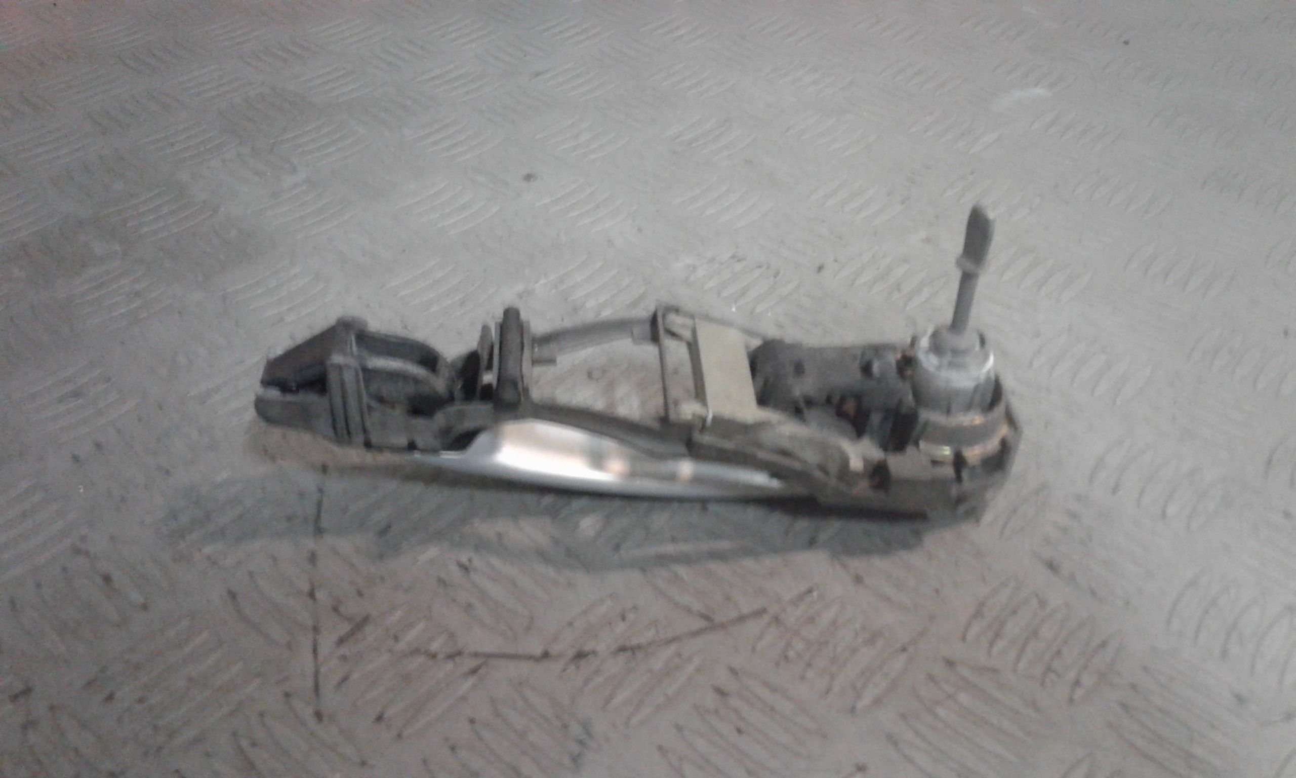 Maniglia esterna Anteriore Sinistra VOLKSWAGEN Passat Variant 2 Serie