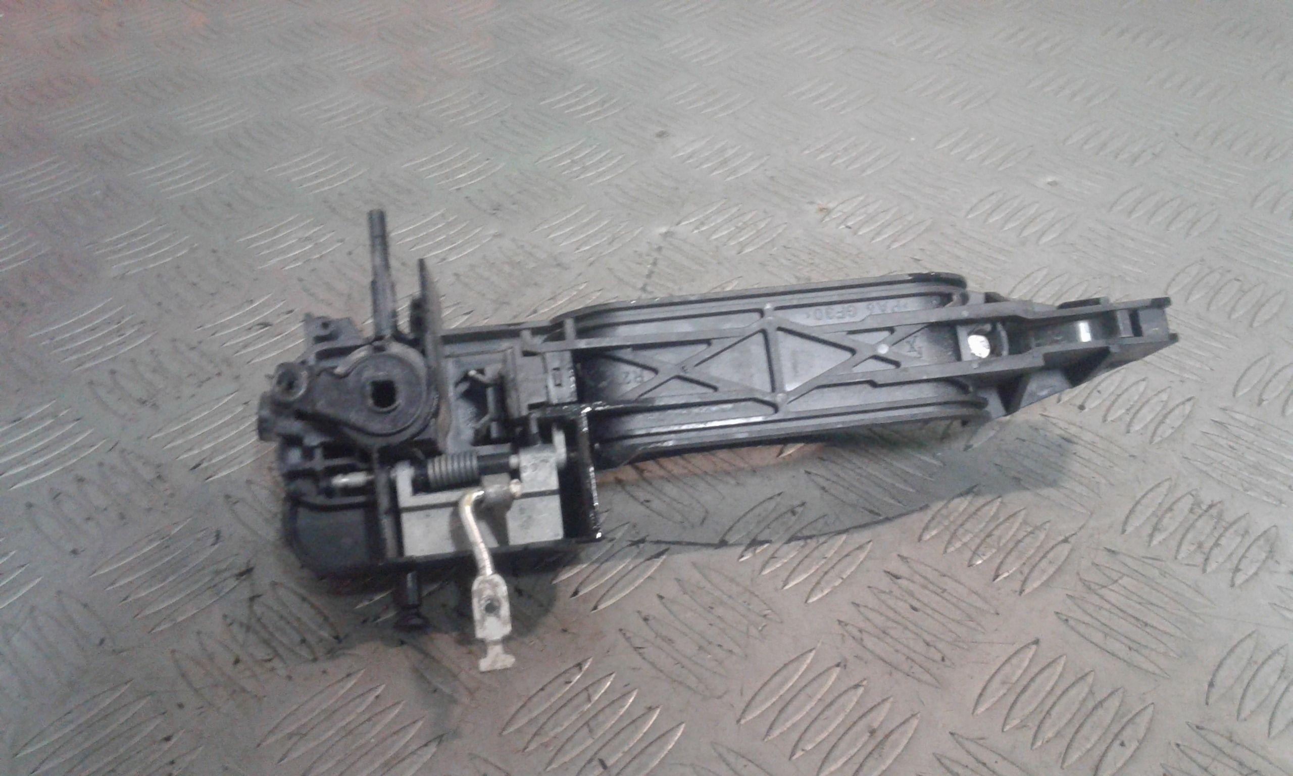 Maniglia esterna Anteriore Destra FORD Fiesta 5 Serie