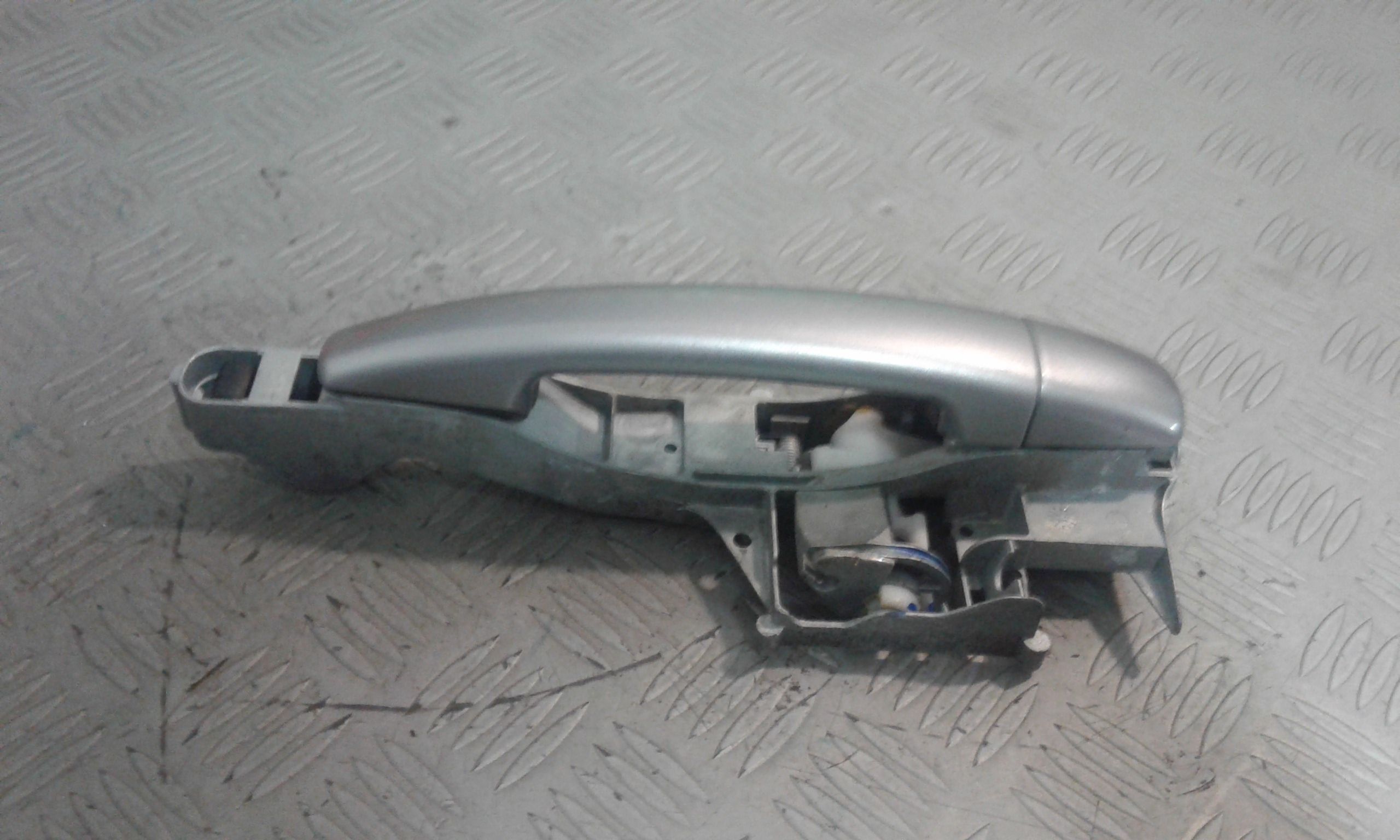 Maniglia esterna Anteriore Destra PEUGEOT 2008 1 Serie