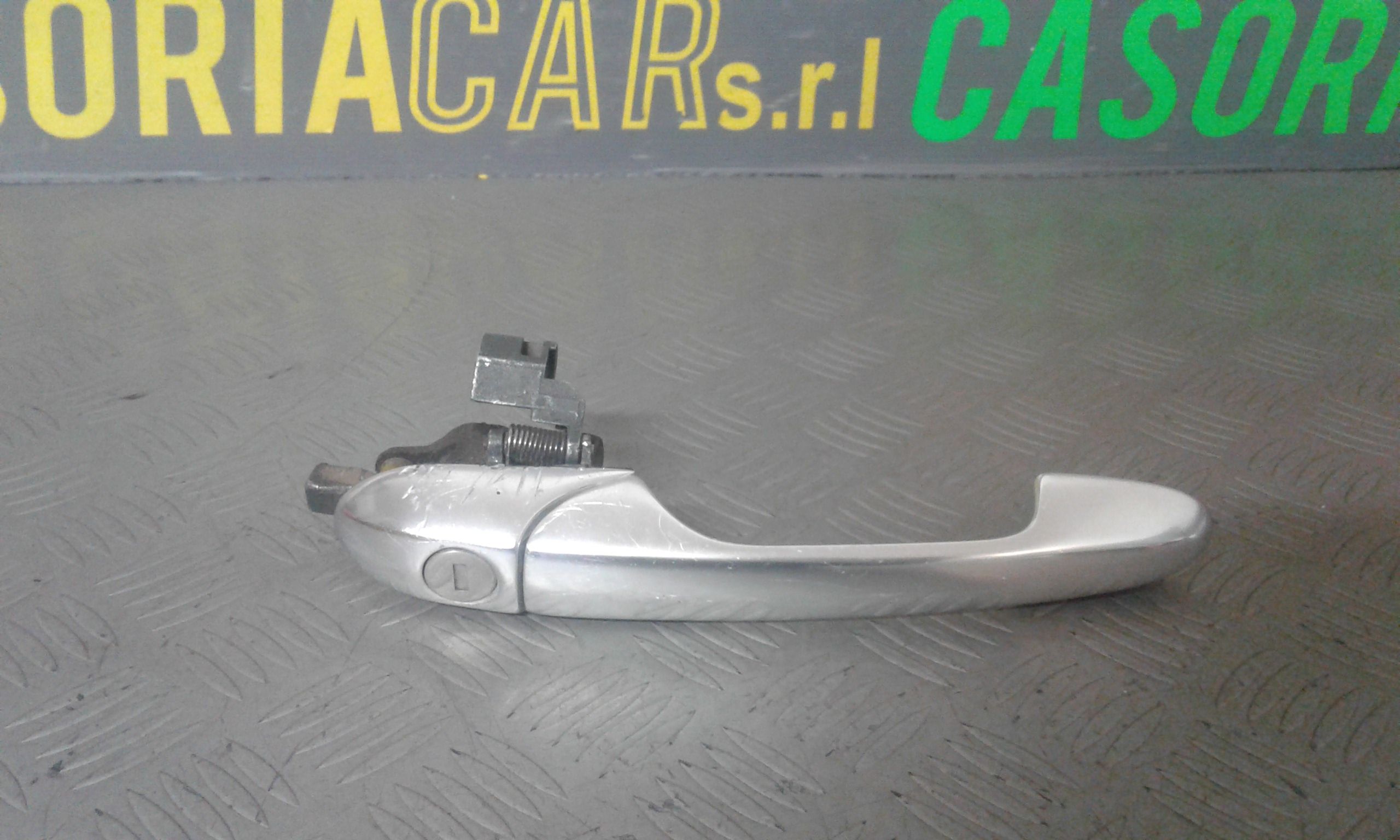 Maniglia esterna Anteriore Destra ALFA ROMEO 147 1  Serie