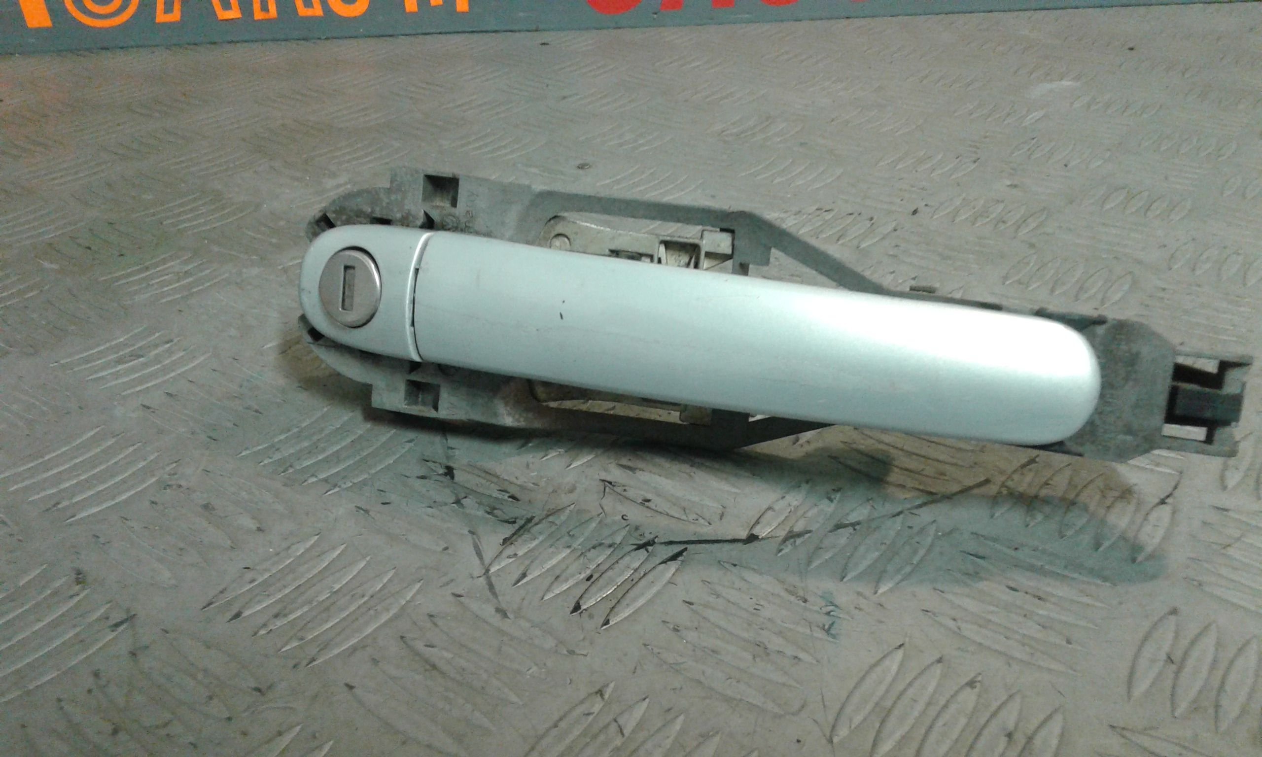 Maniglia esterna Anteriore Destra VOLKSWAGEN Passat Variant 2 Serie