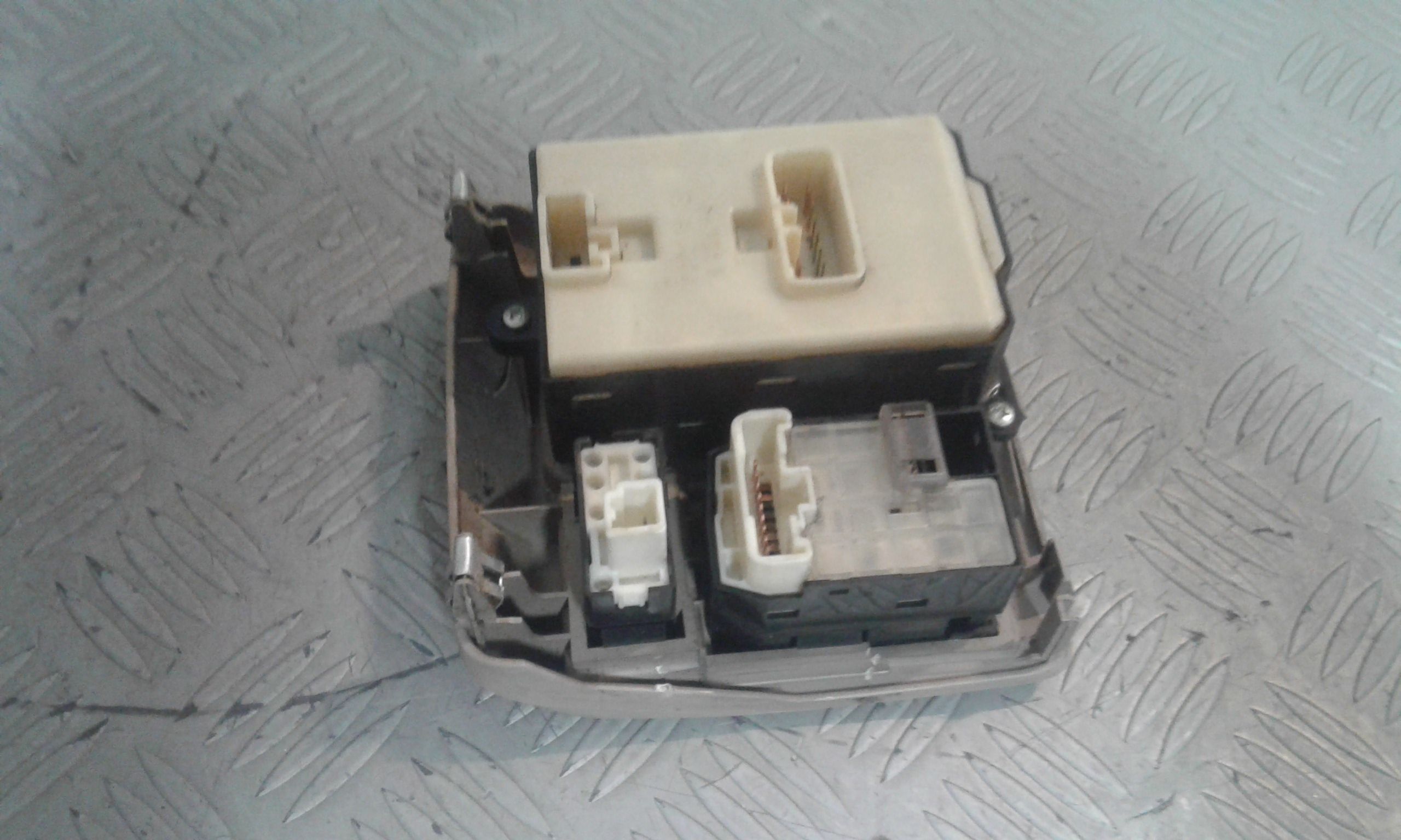 Pulsantiera Centrale DAIHATSU Cuore 1 Serie