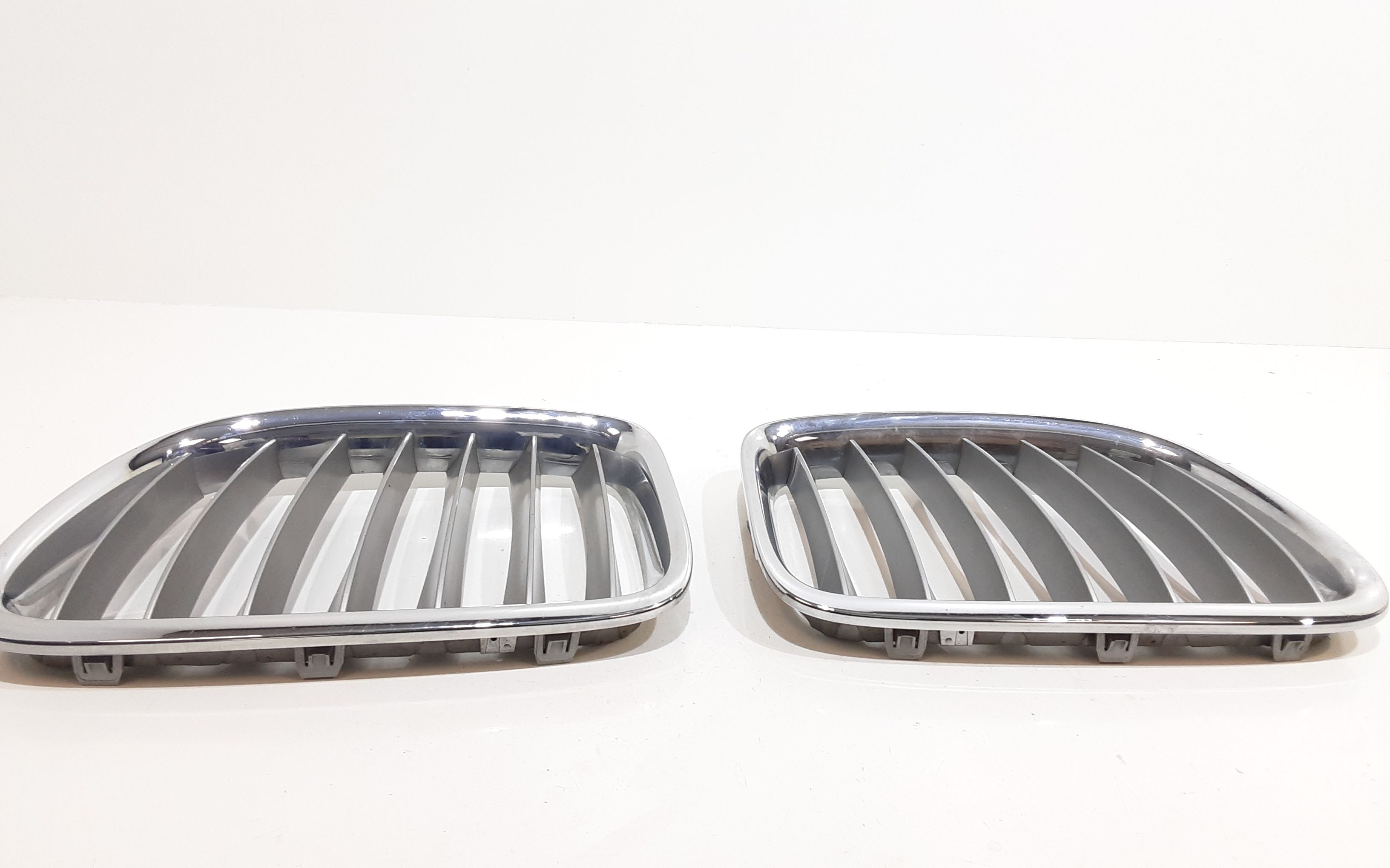 Griglia Anteriore BMW X1 Serie (09>15)