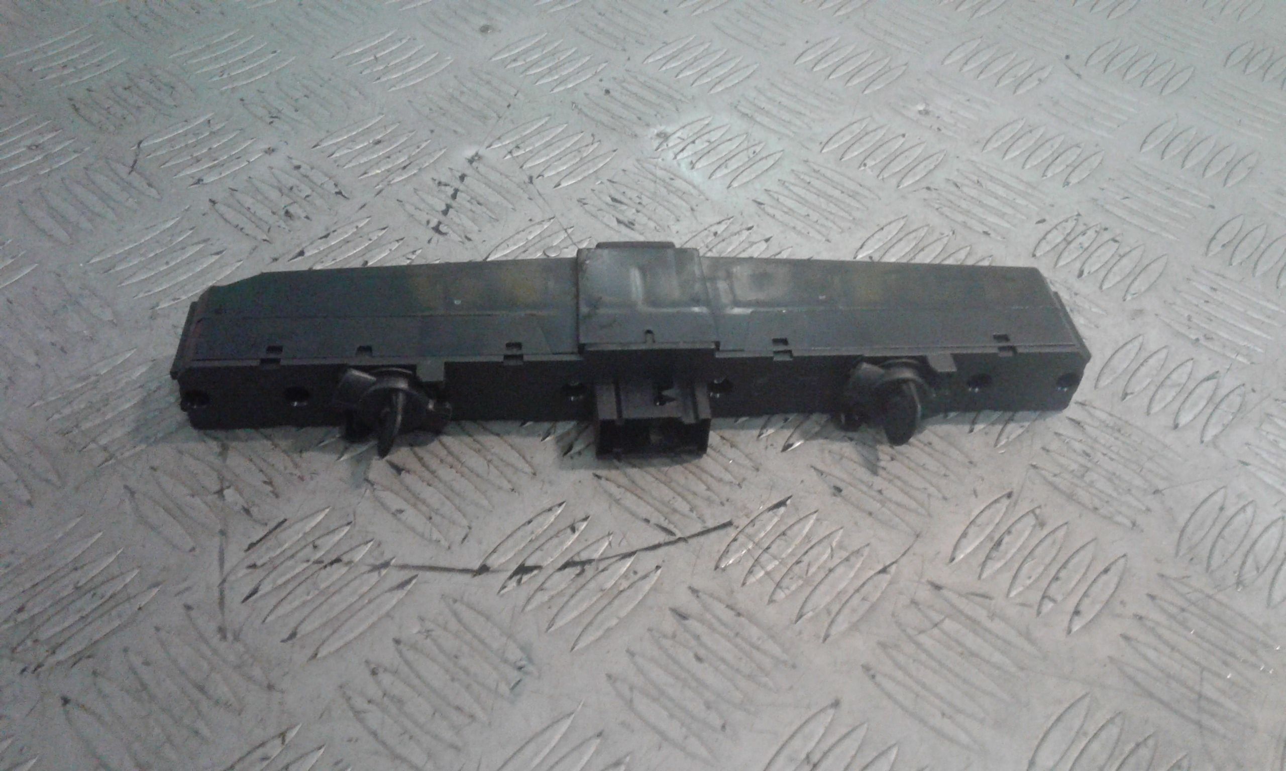 Pulsantiera Centrale OPEL Zafira B