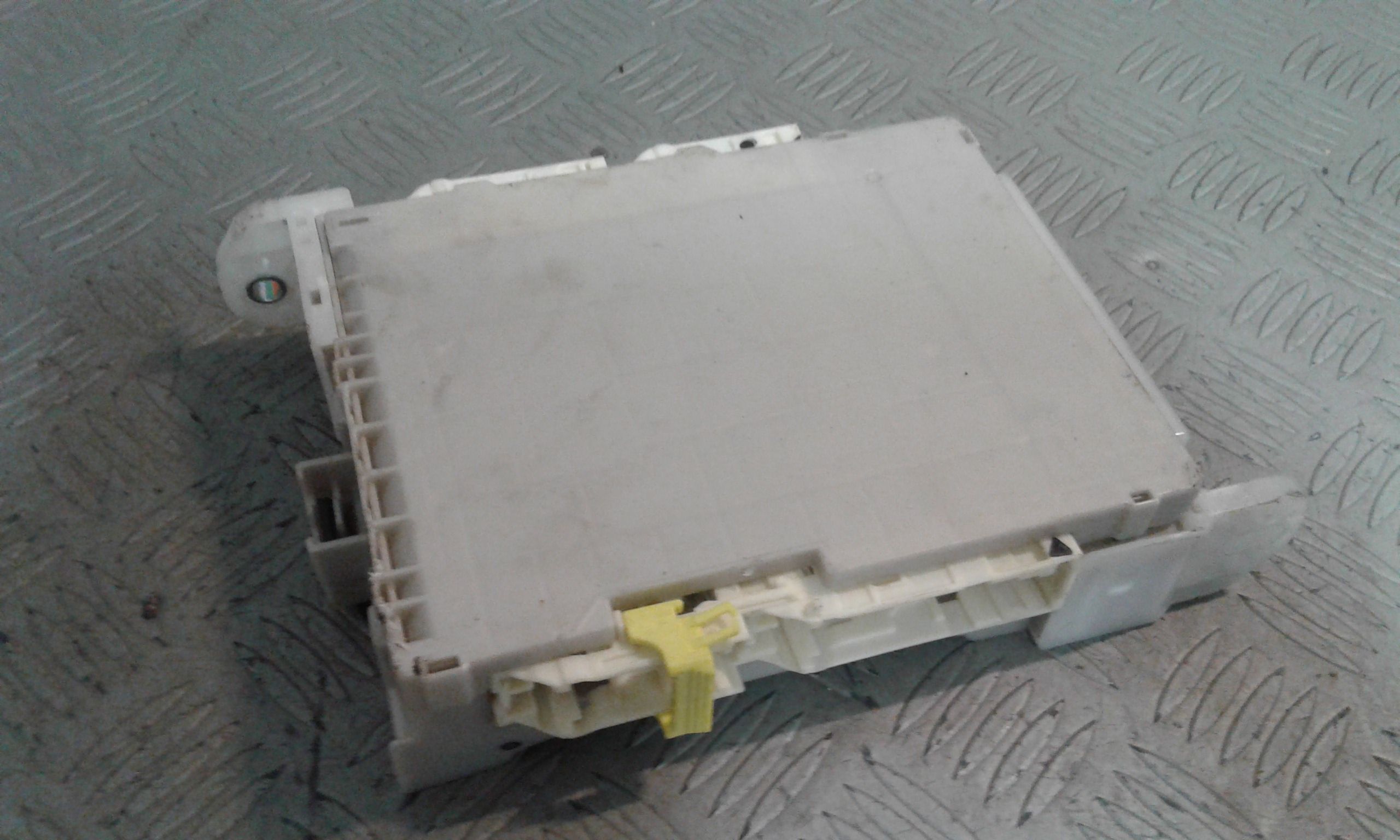 Body Computer TOYOTA IQ 1 Serie