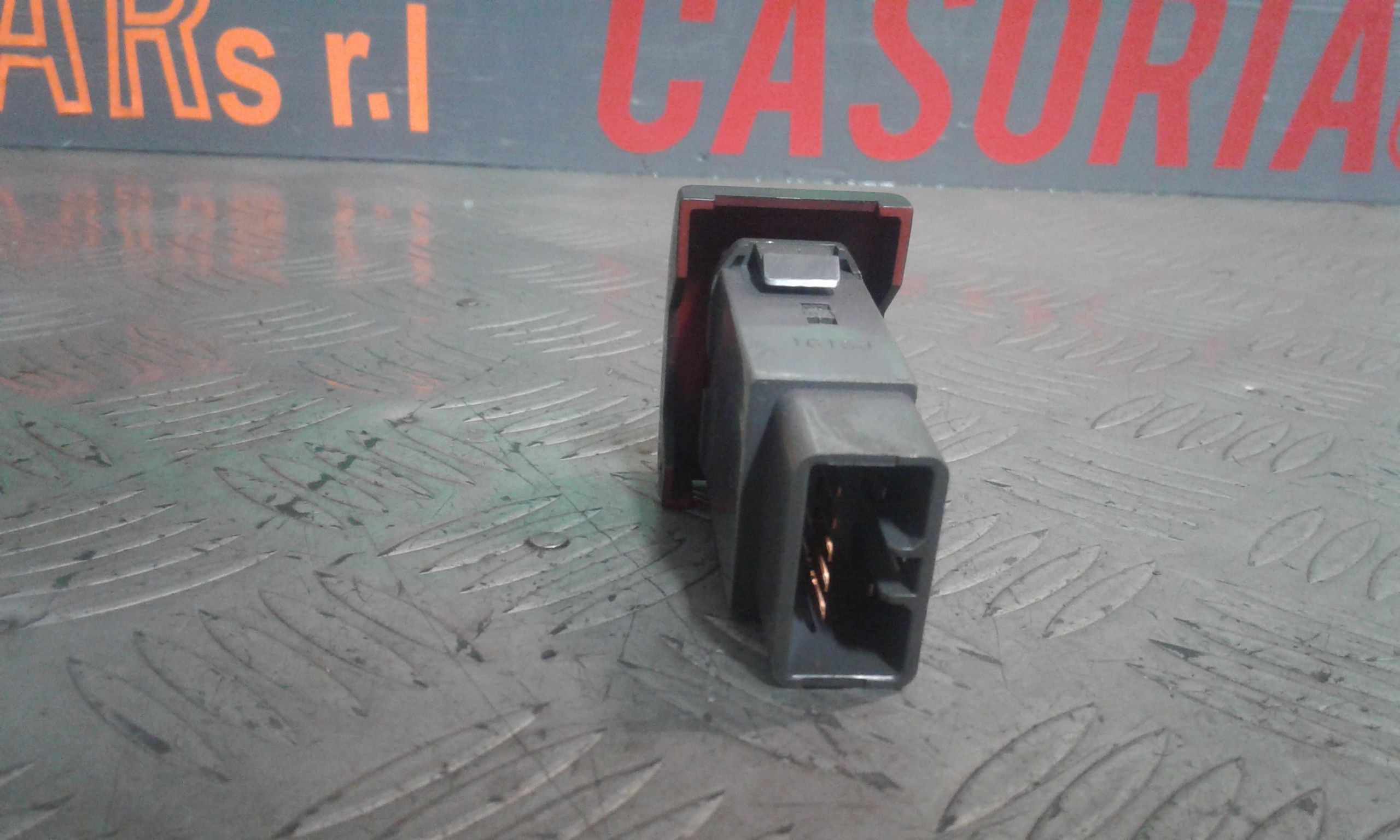 Pulsante luci di emergenza DAEWOO Tacuma Serie