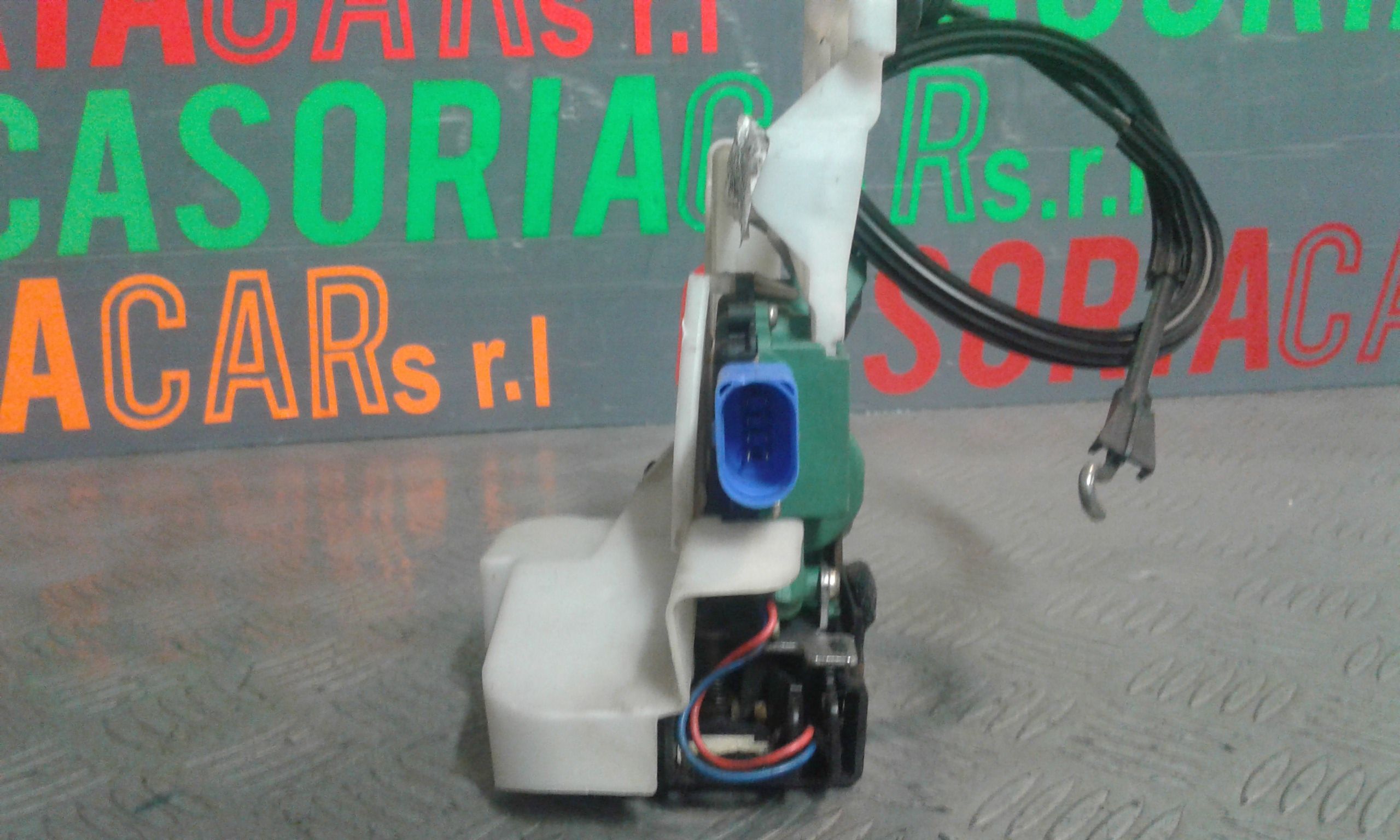 Serratura Anteriore Destra VOLKSWAGEN Polo 4 Serie