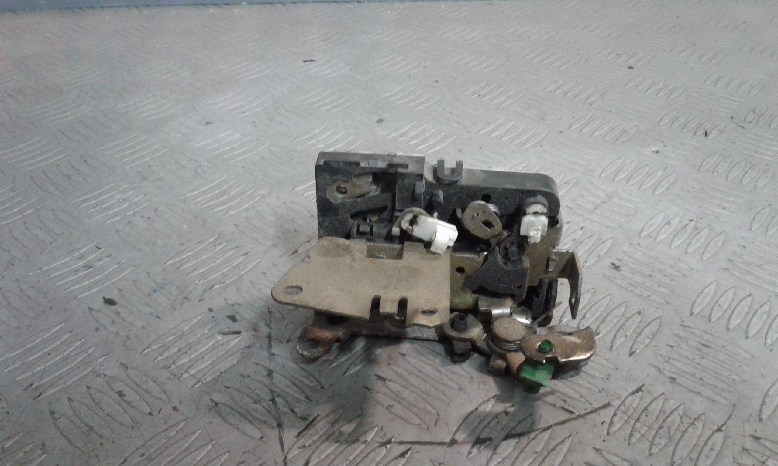 Serratura Anteriore Destra AIXAM A721-A751 1 Serie