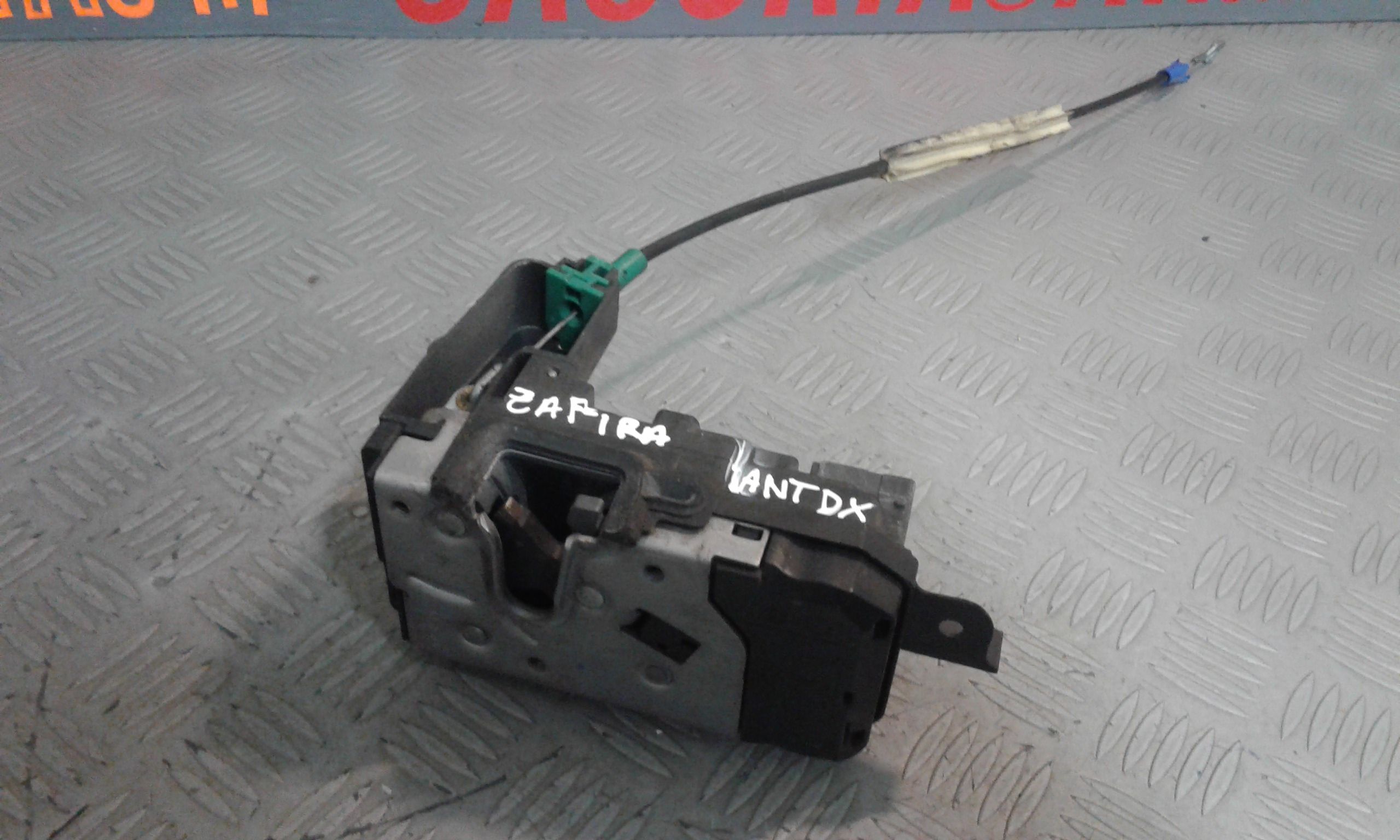 Serratura Anteriore Destra OPEL Zafira B