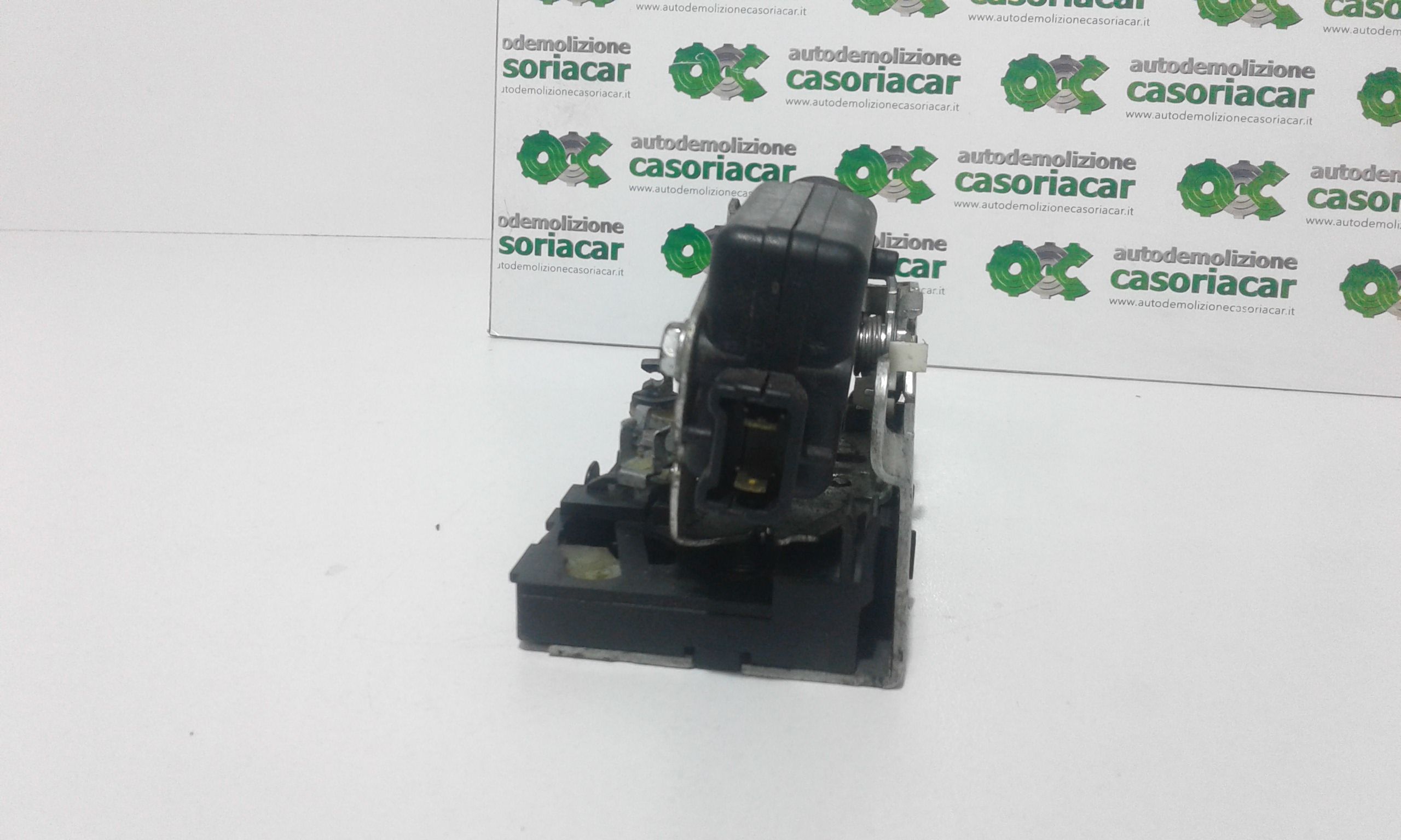 Serratura Anteriore Destra IVECO Daily 3 Serie