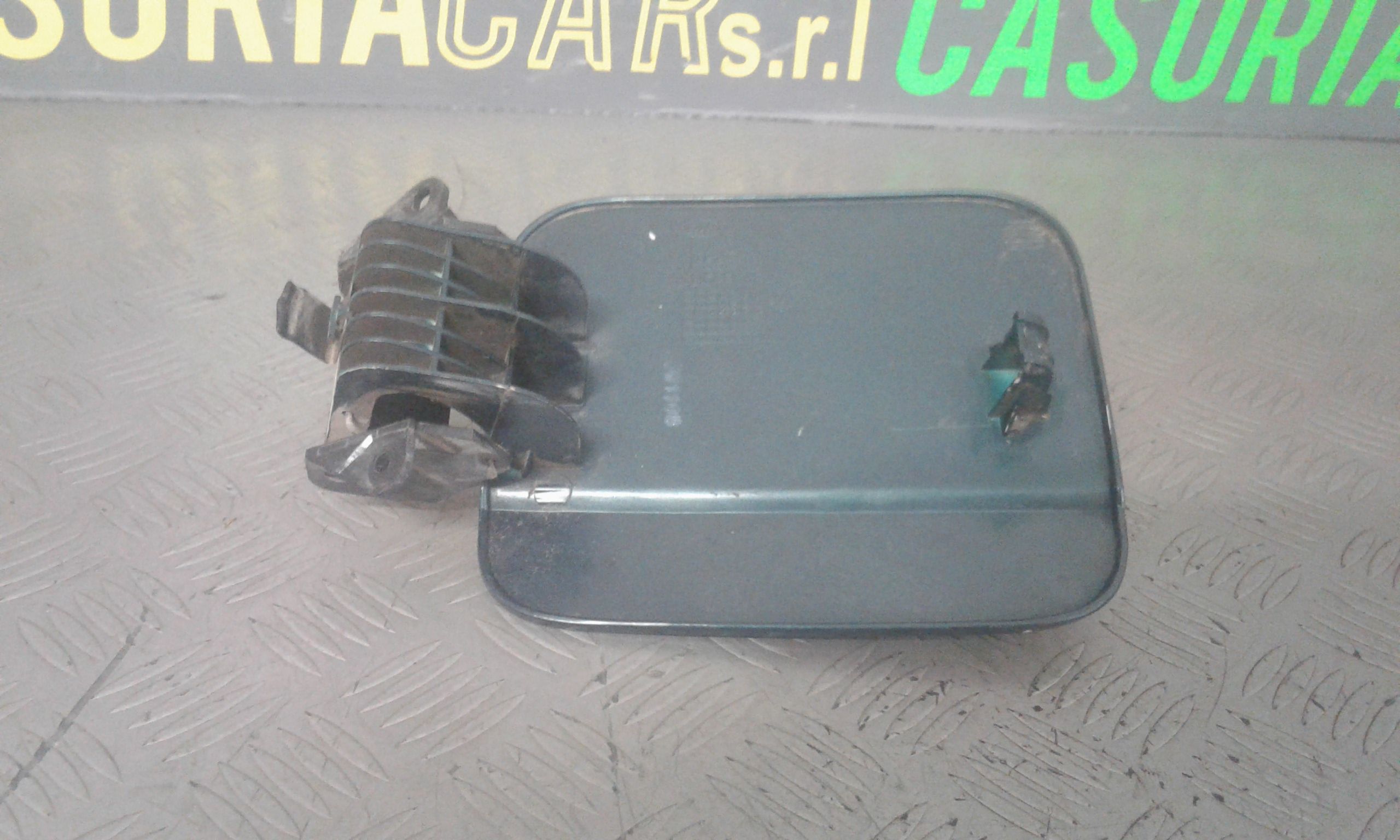 Sportellino Carburante KIA Carnival 2 Serie