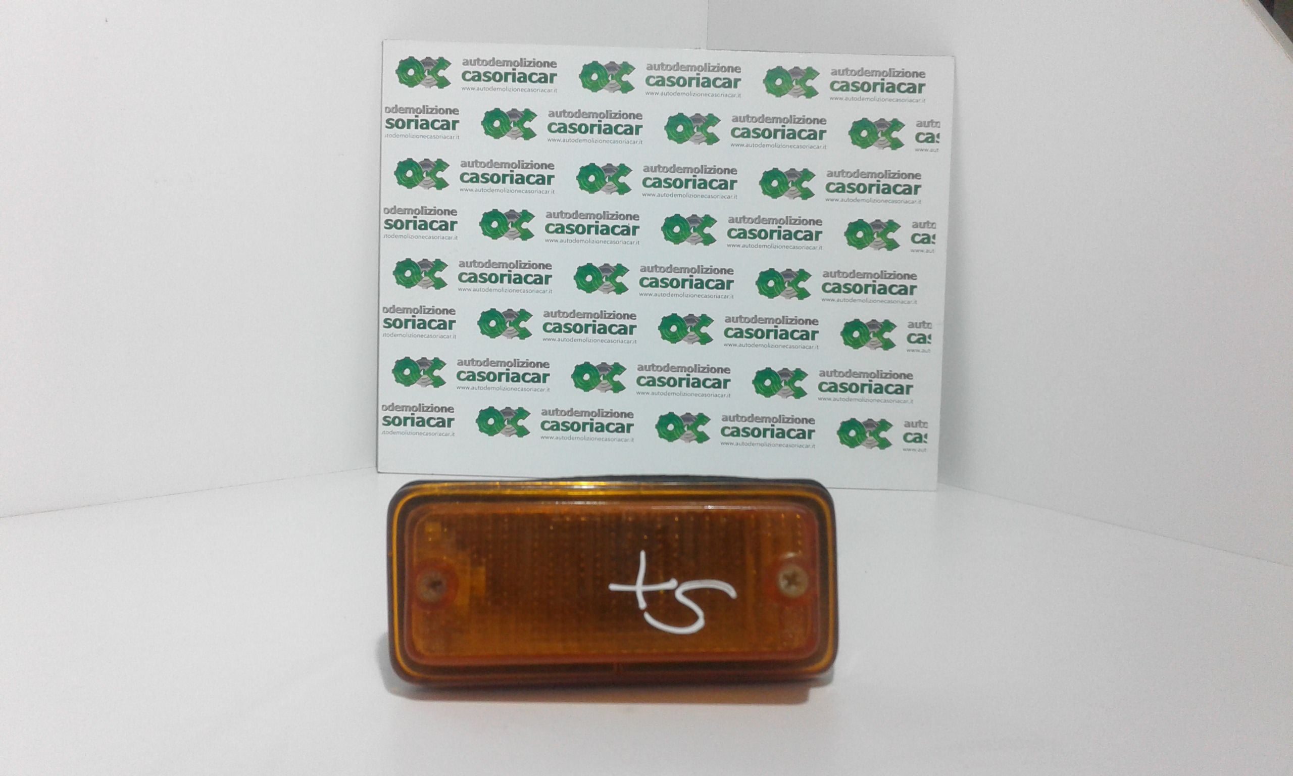 Freccia SX lato guida FIAT 126 1 Serie