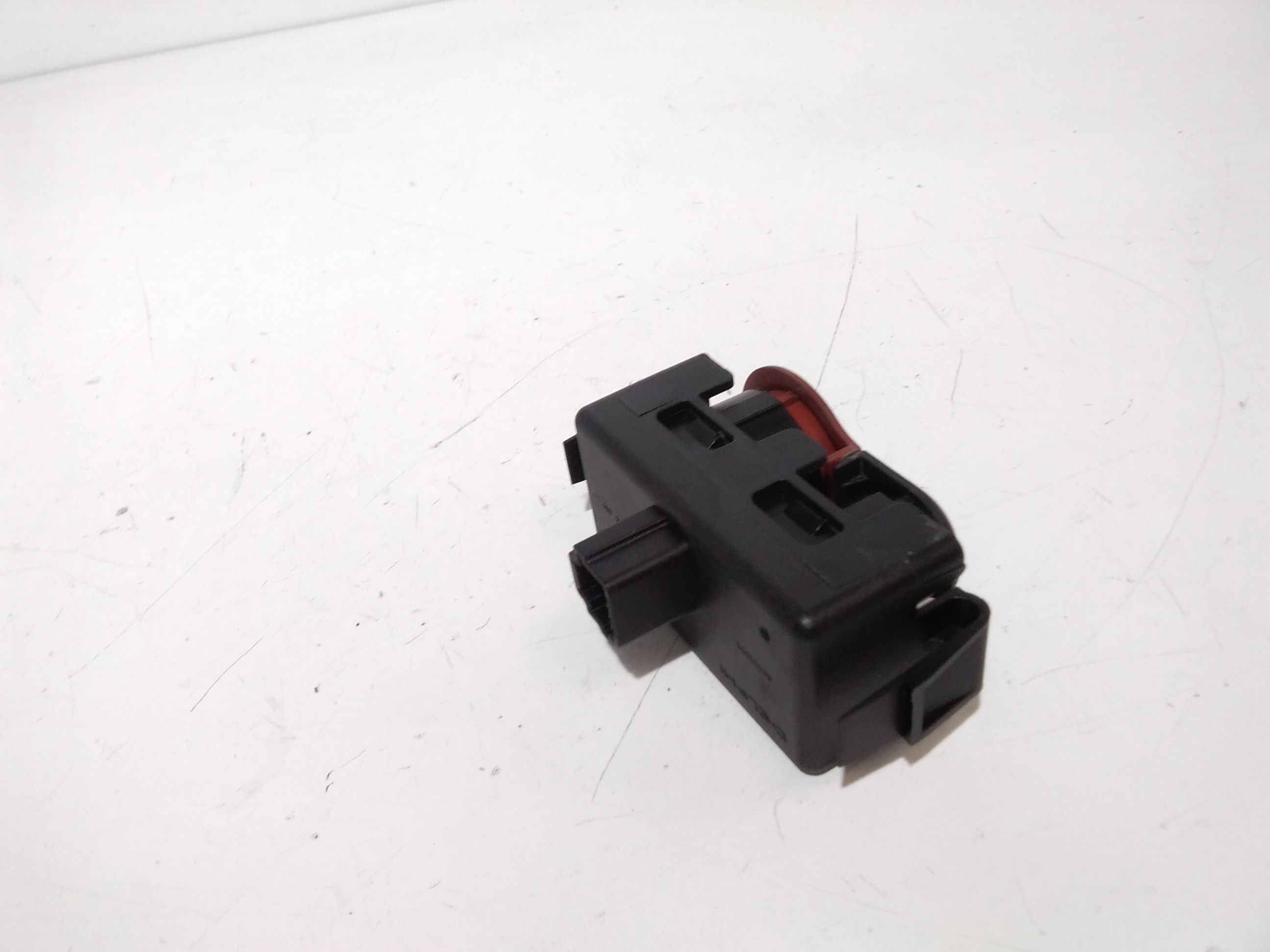 Pulsante luci di emergenza RENAULT Modus 1 Serie