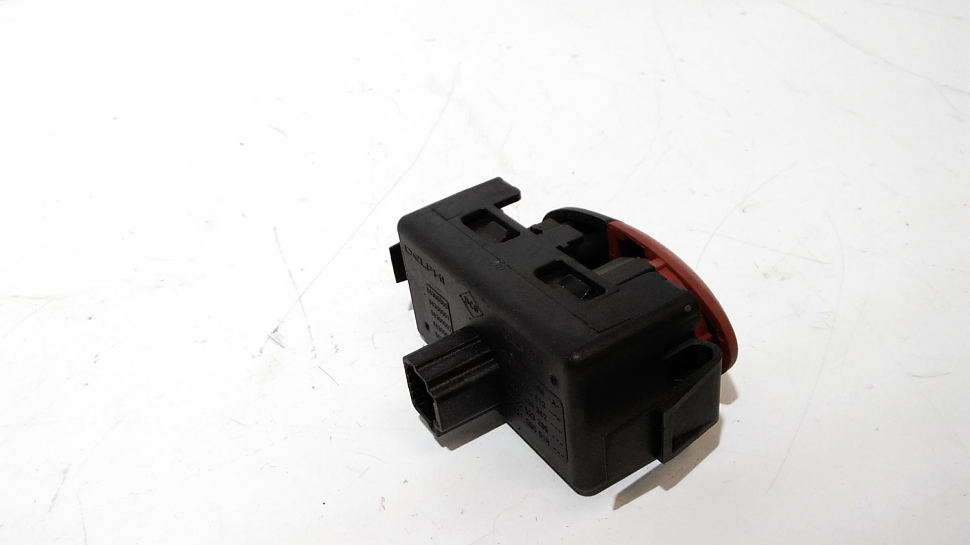 Pulsante luci di emergenza RENAULT Twingo Serie (07>14)