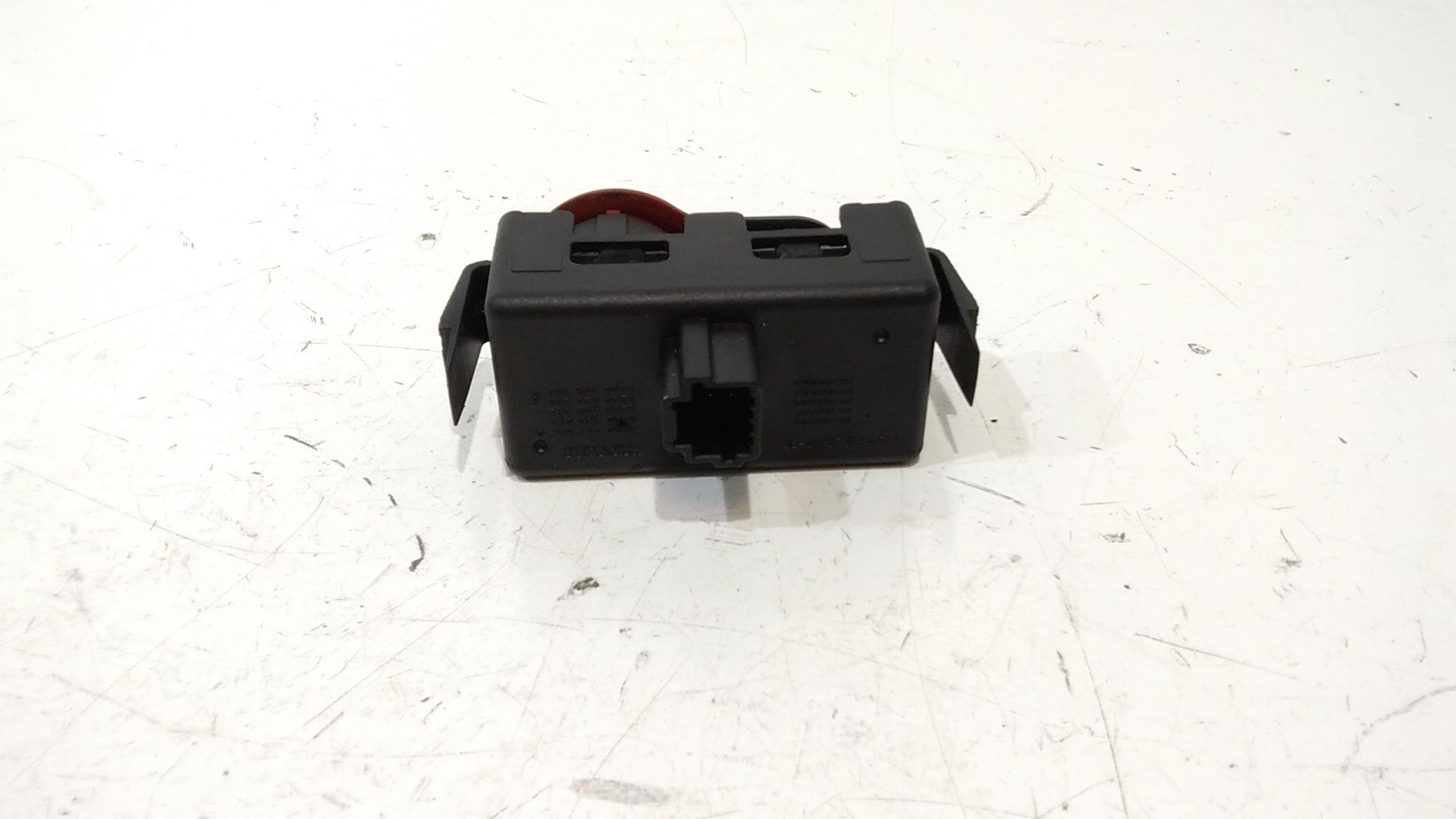 Pulsante luci di emergenza RENAULT Modus 1 Serie