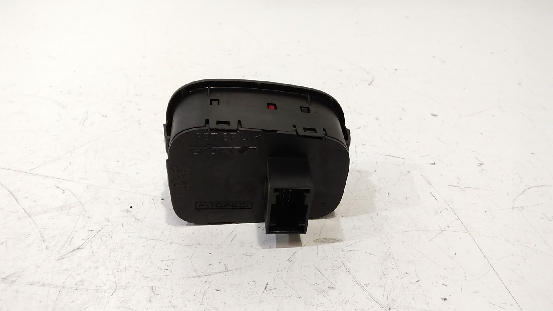 Pulsante luci di emergenza PEUGEOT Bipper 1 Serie