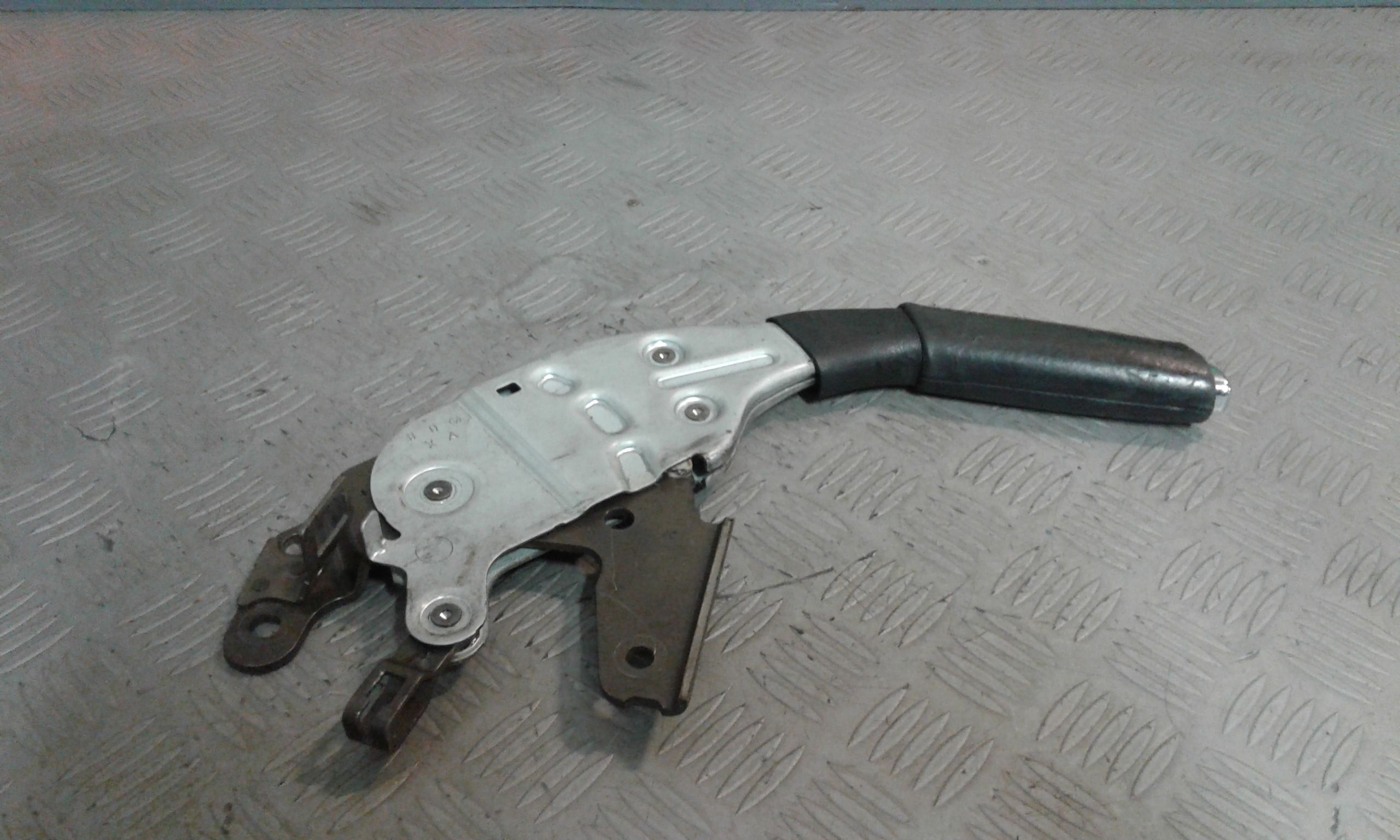 Leva Freno a Mano MERCEDES Classe A W169 3 Serie