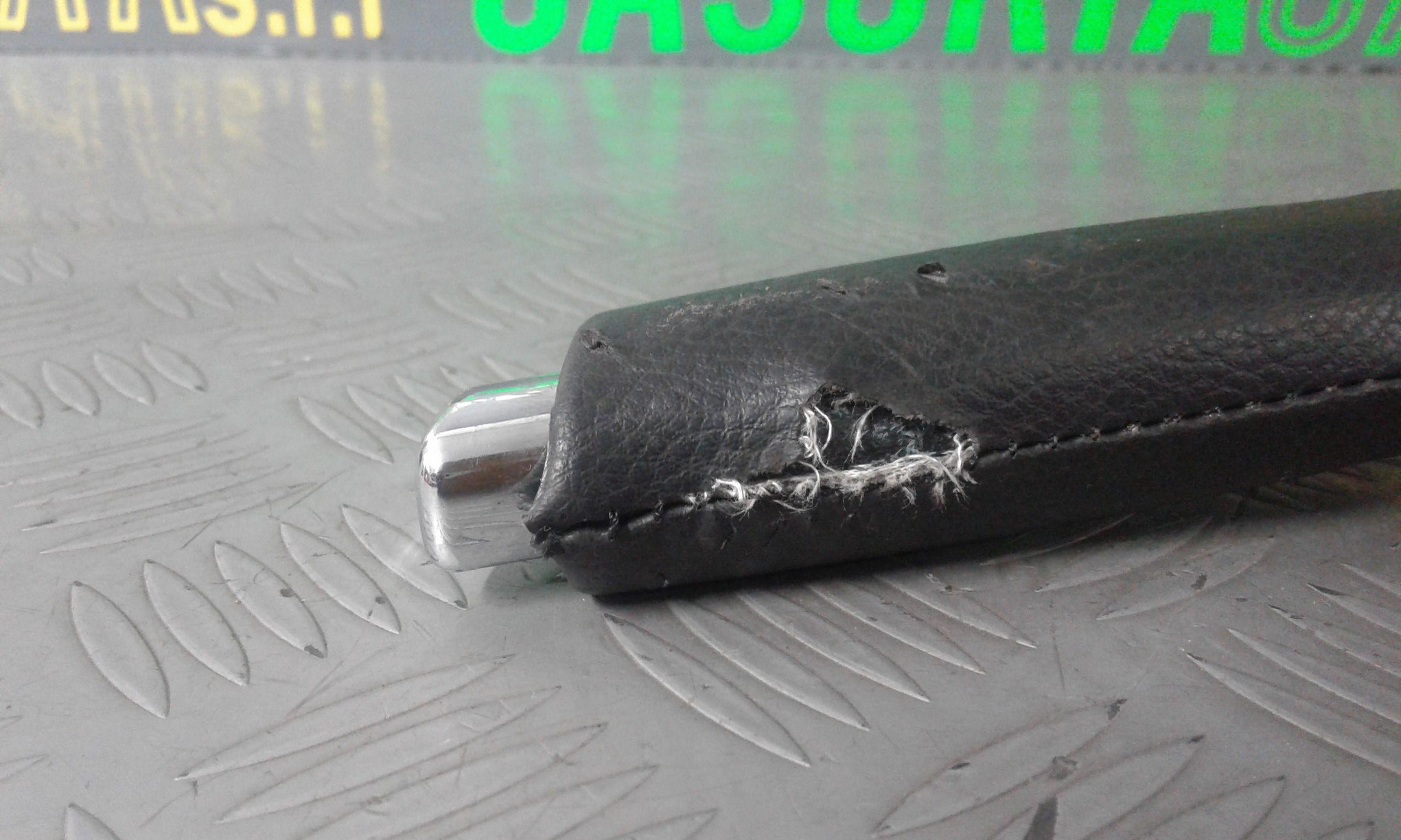 Leva Freno a Mano MERCEDES Classe A W169 3 Serie