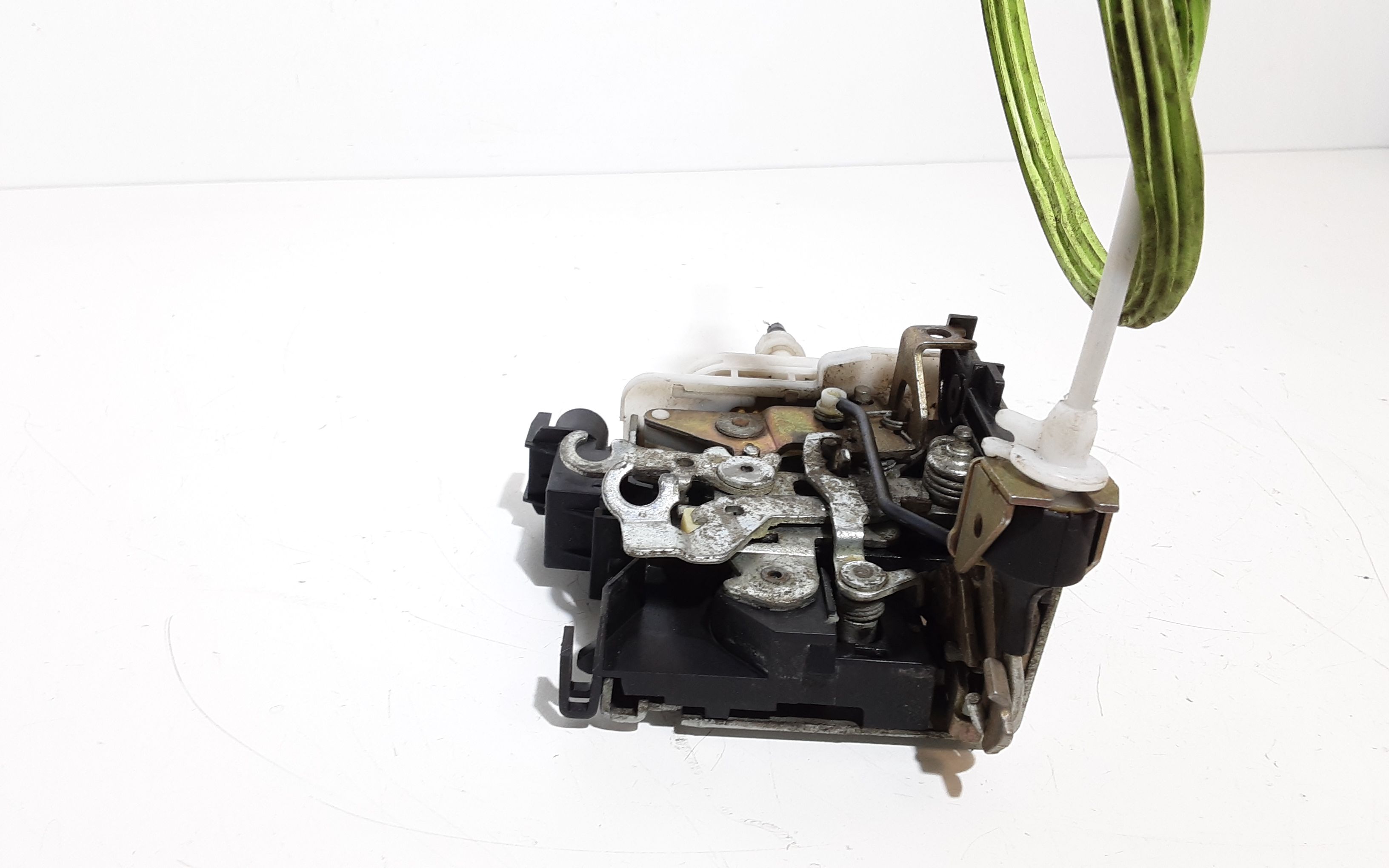 Serratura Anteriore Destra AUDI A3 Serie (8L)