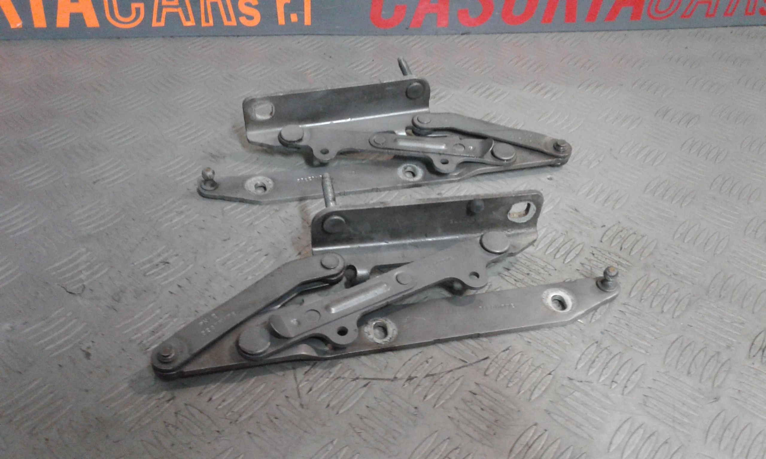 Cerniere cofano anteriore LAND ROVER Range Rover SPORT