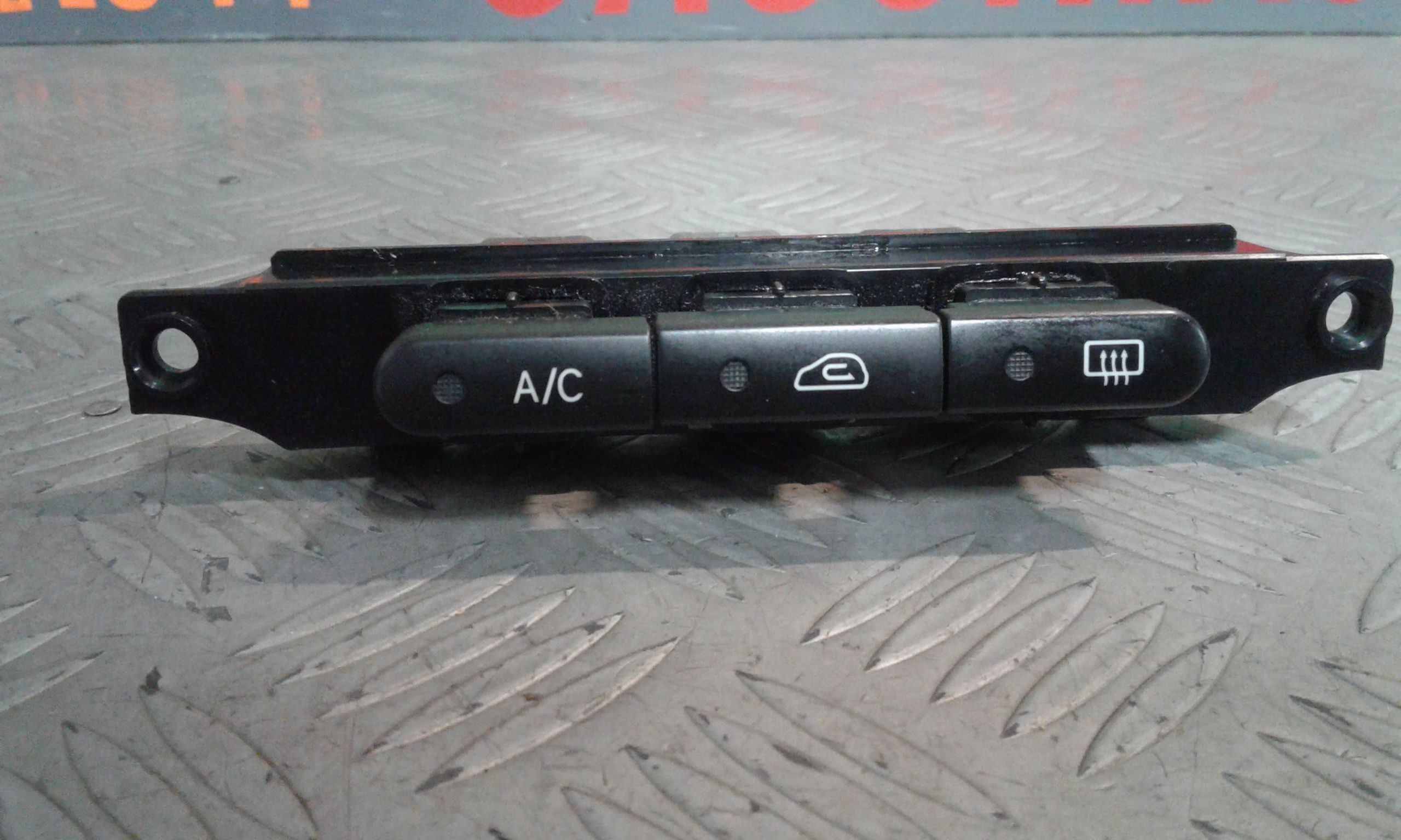 Pulsante HYUNDAI i10 1 Serie