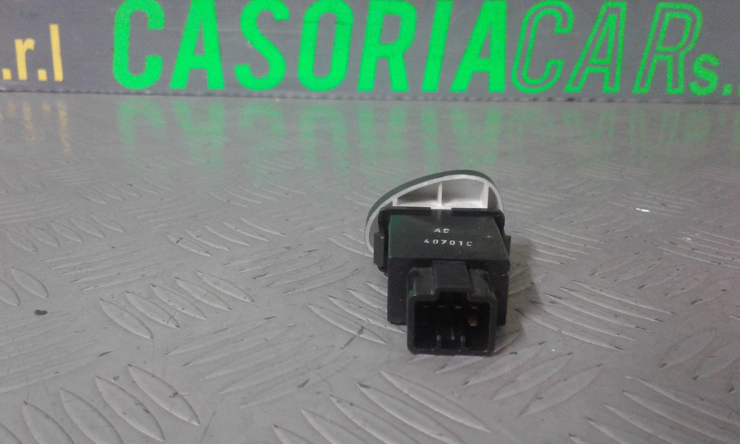 Pulsante HYUNDAI H1 1 Serie Furgonato