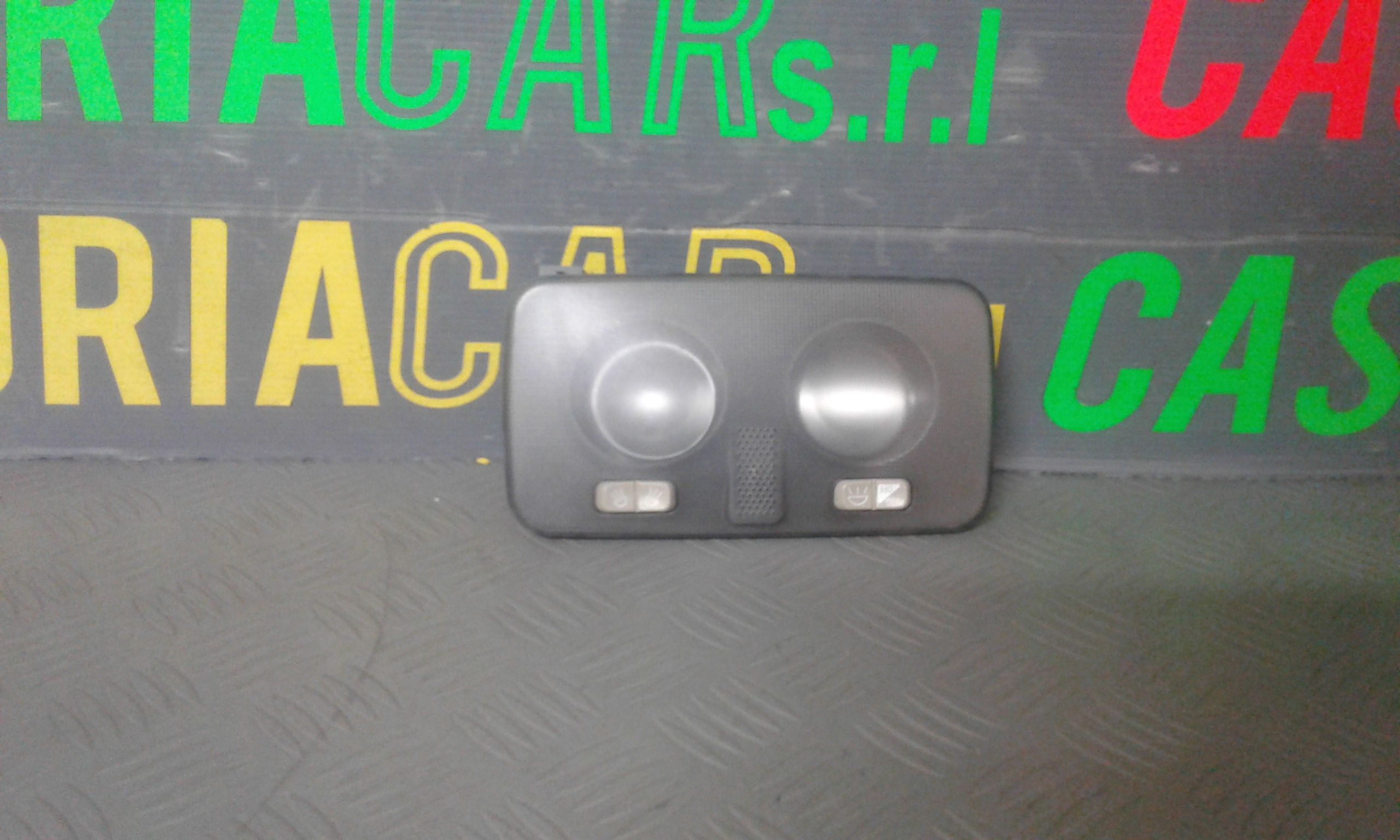 Luce di cortesia anteriore ALFA ROMEO 147 1  Serie